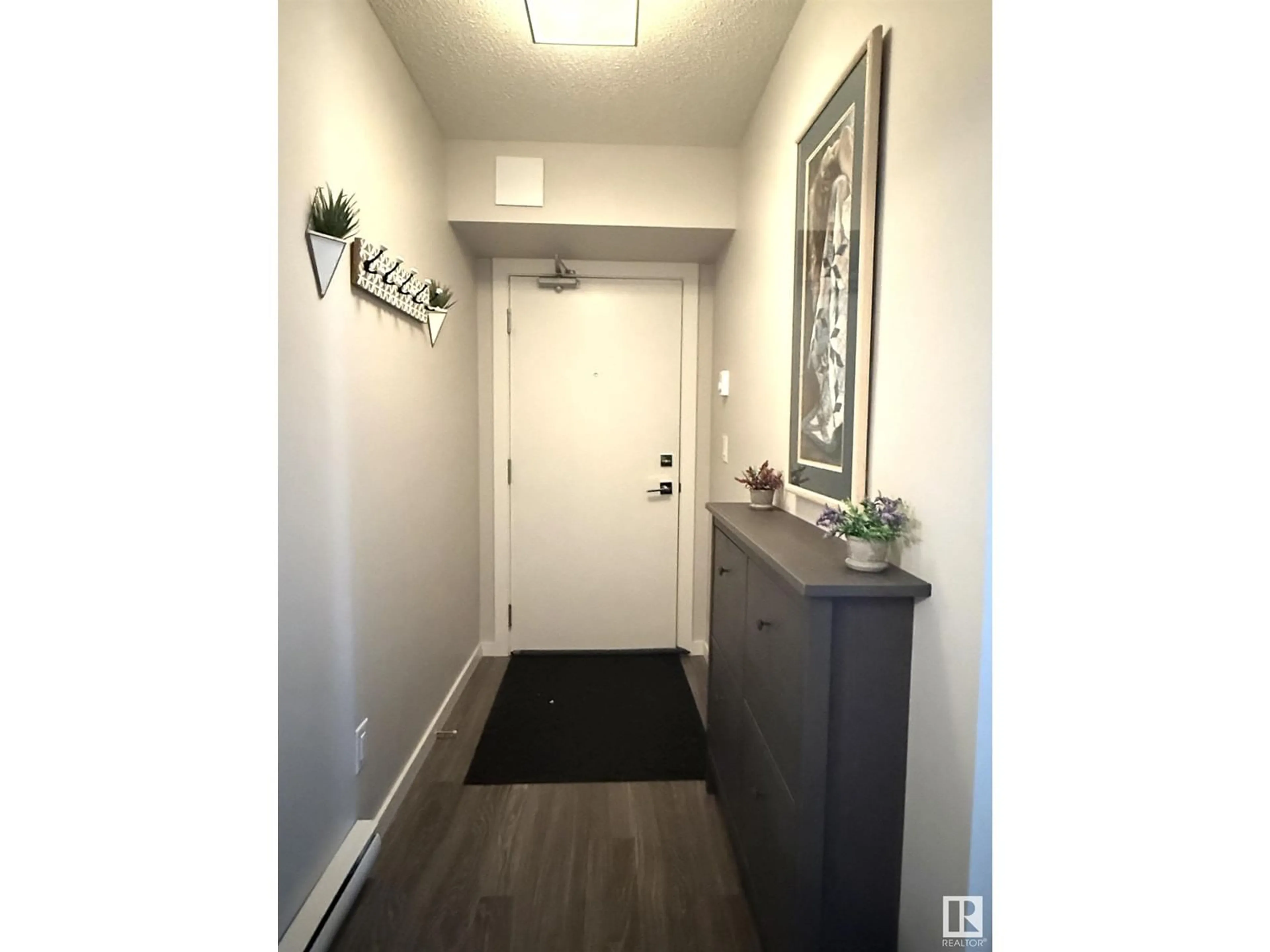 Indoor entryway for 217 - 610 CALAHOO RD, Spruce Grove Alberta T7X2A7