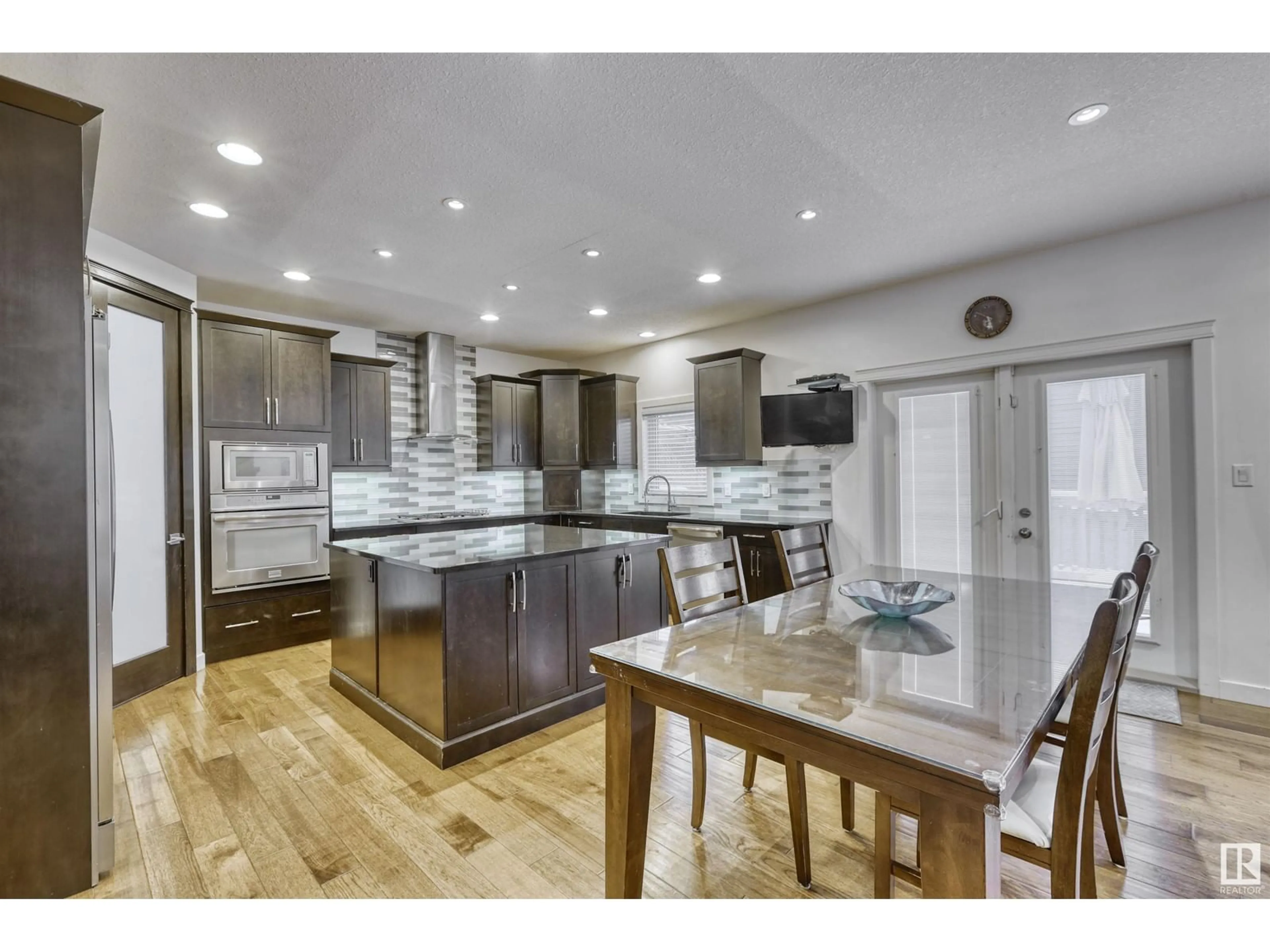 Open concept kitchen, unknown for 3131 WINSPEAR CR, Edmonton Alberta T6X1P3