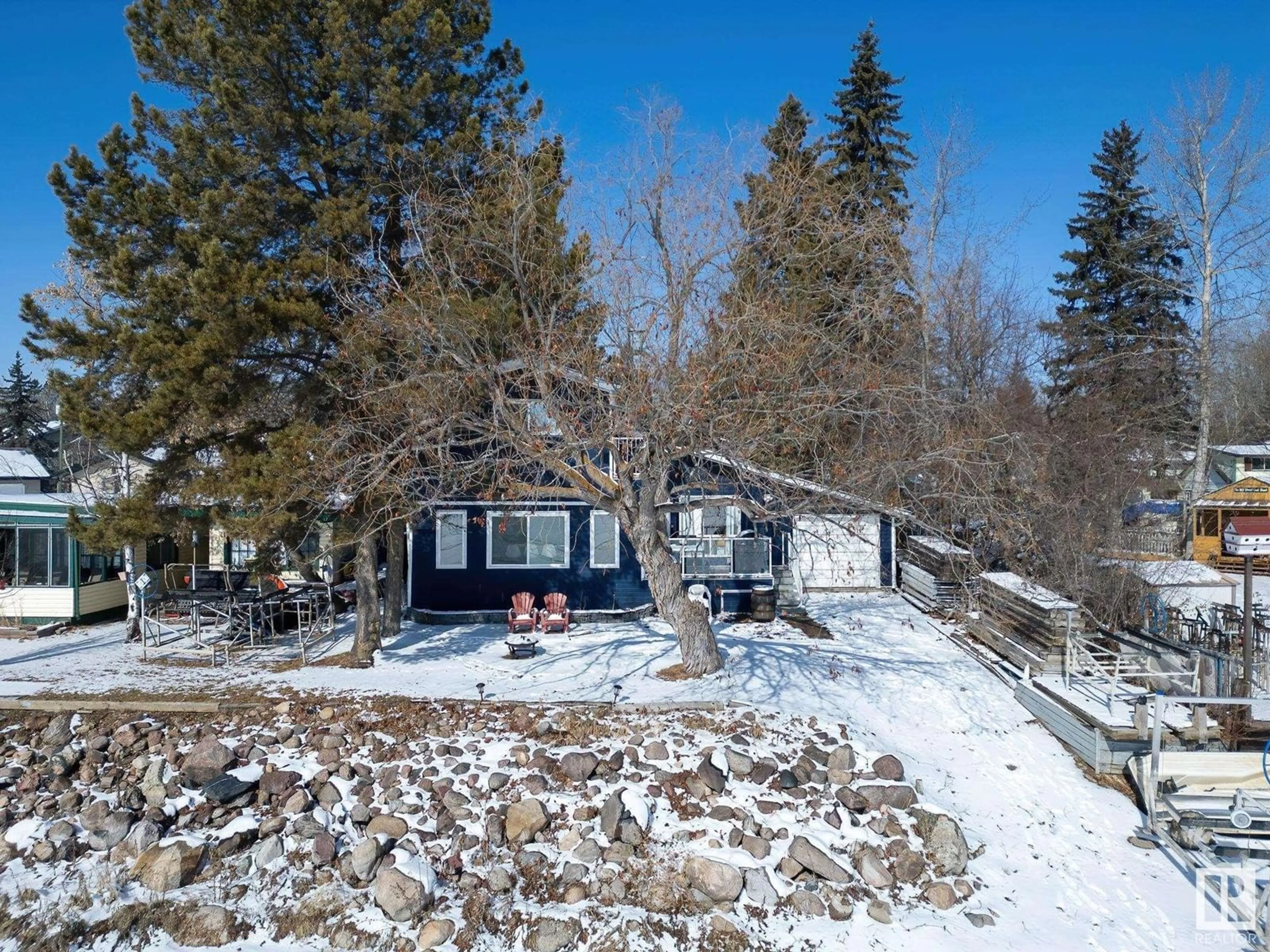 A pic from outside/outdoor area/front of a property/back of a property/a pic from drone, unknown for 809 8 STREET, Rural Lac Ste. Anne County Alberta T0E1A0