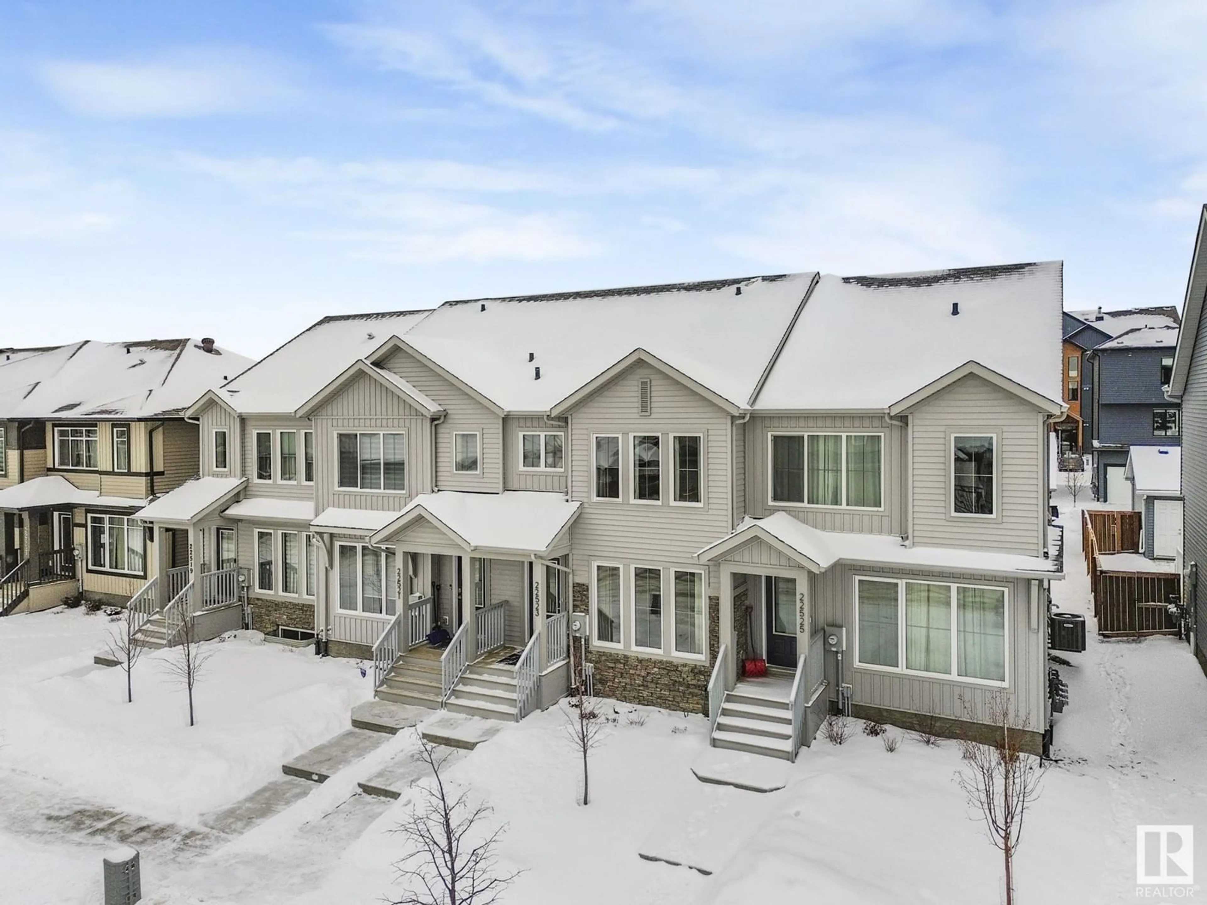 A pic from outside/outdoor area/front of a property/back of a property/a pic from drone, mountain view for 22523 93 AV, Edmonton Alberta T5T7K2