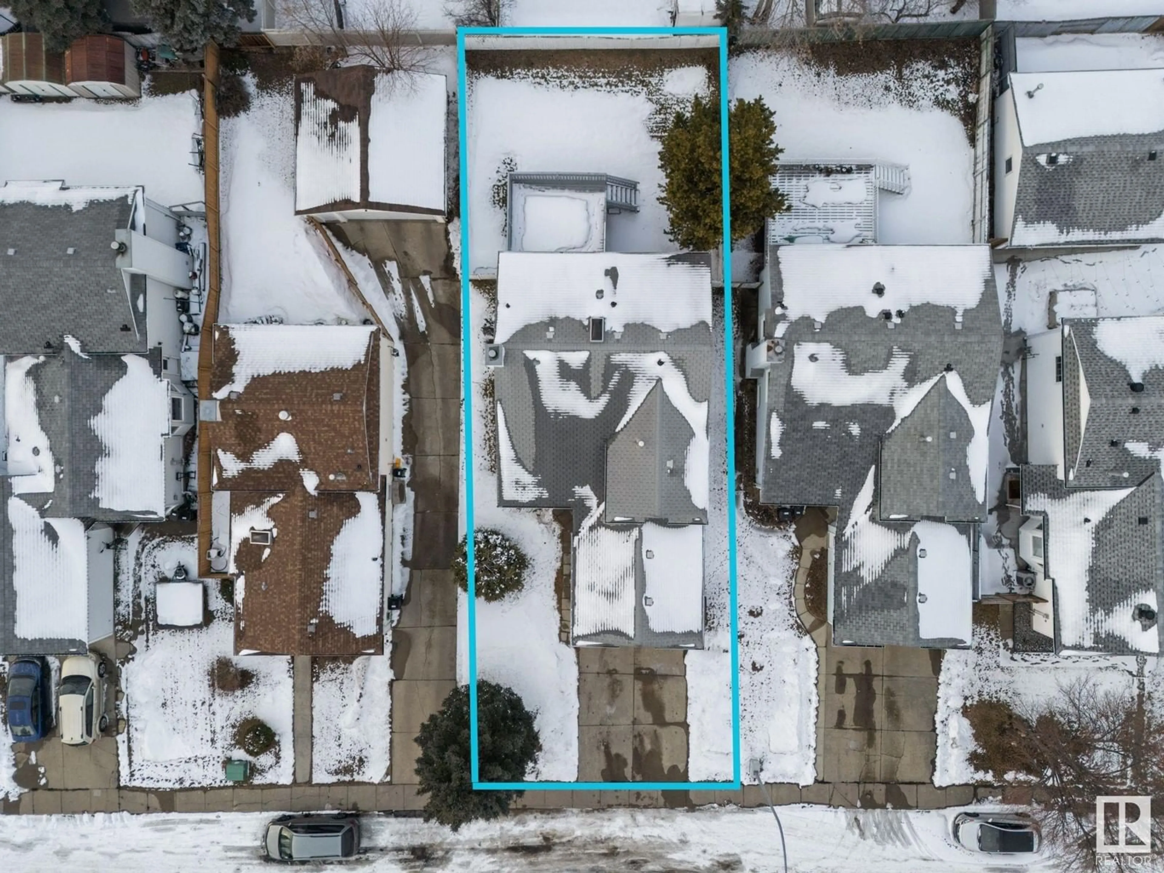 A pic from outside/outdoor area/front of a property/back of a property/a pic from drone, building for NW - 2544 35 ST, Edmonton Alberta T6L4G3