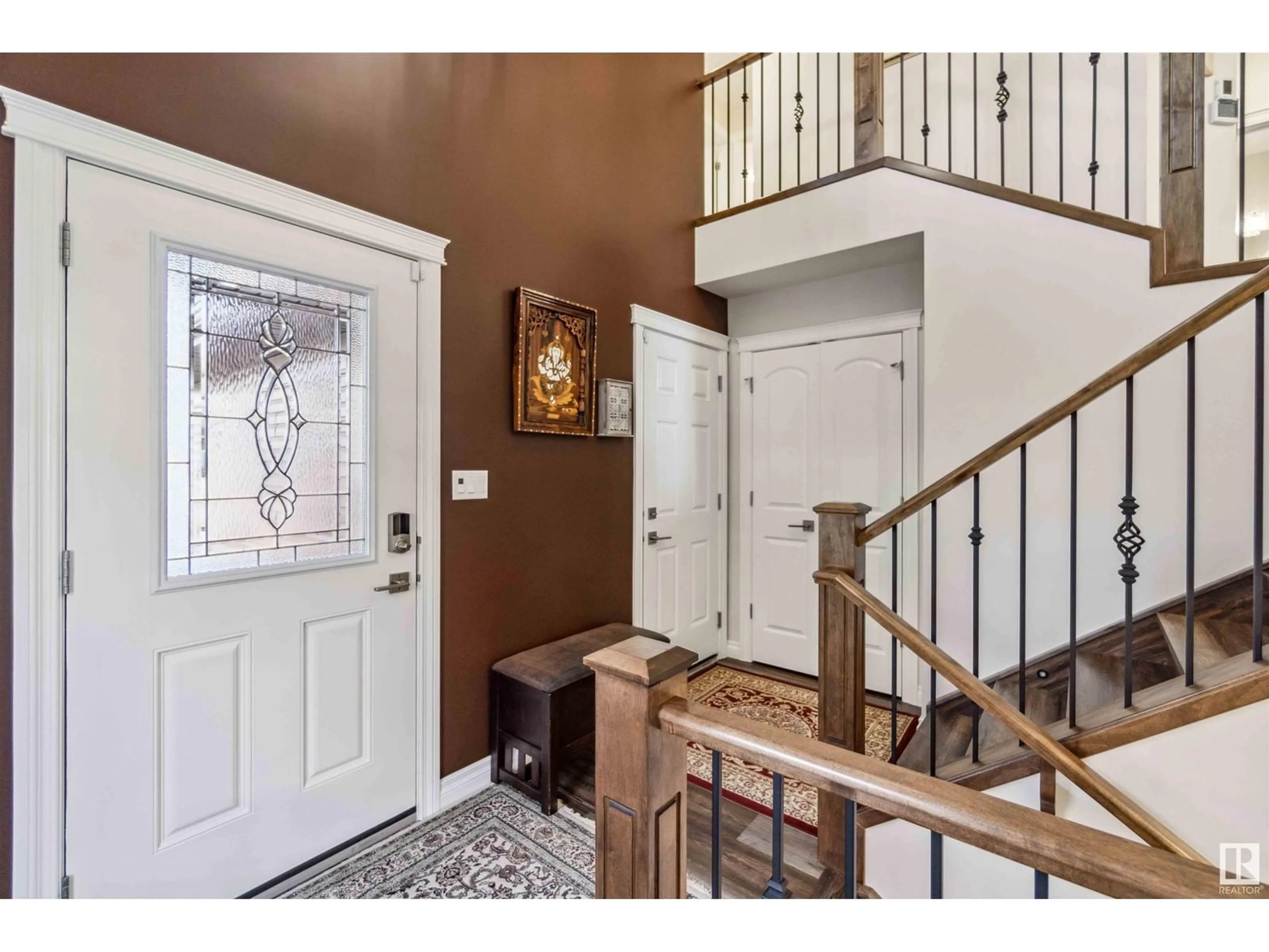 Dining room, wood/laminate floor for 71 RATELLE CI, St. Albert Alberta T8N7V8