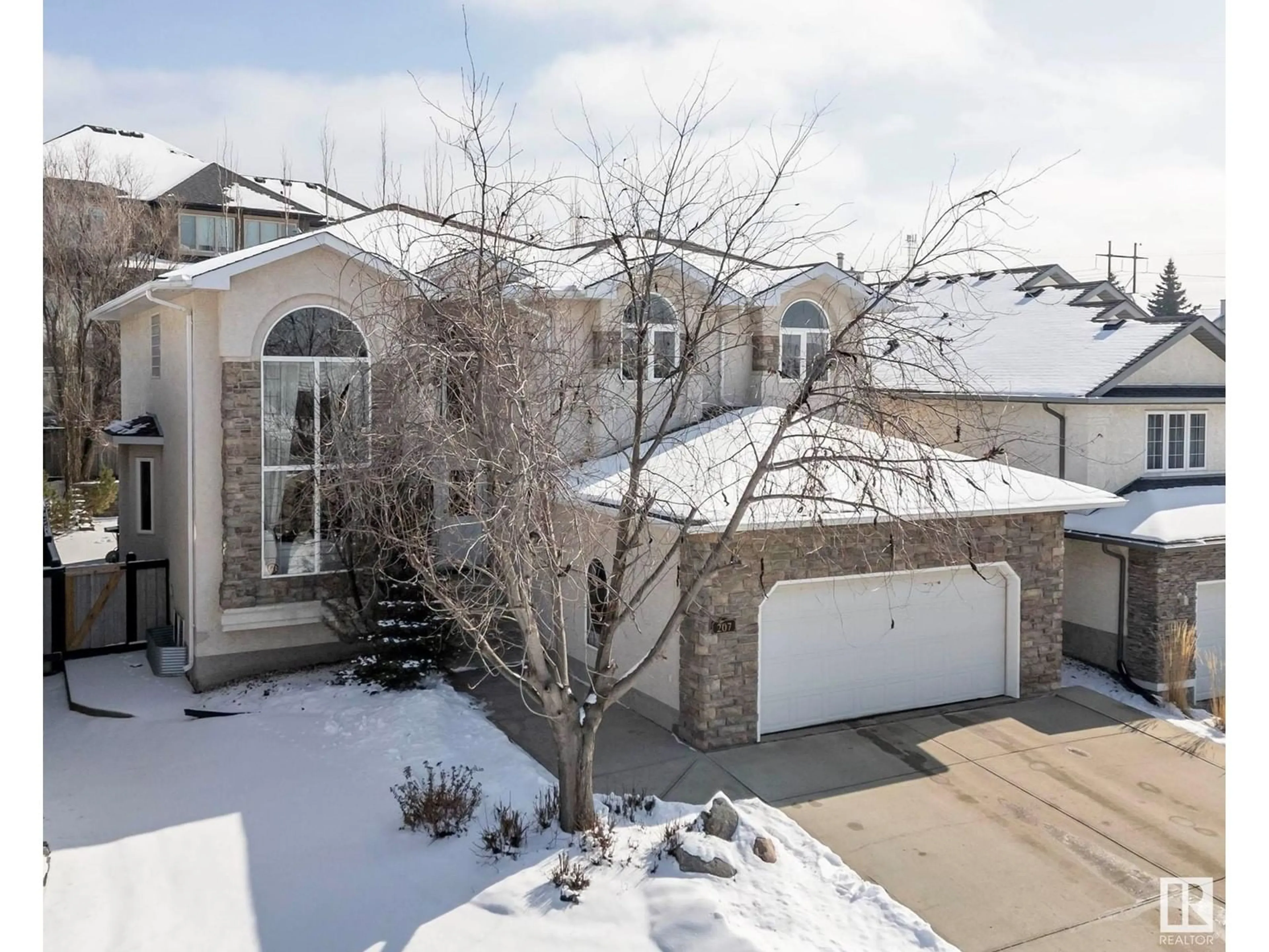A pic from outside/outdoor area/front of a property/back of a property/a pic from drone, street for 207 FALCONER LI, Edmonton Alberta T6R2V7