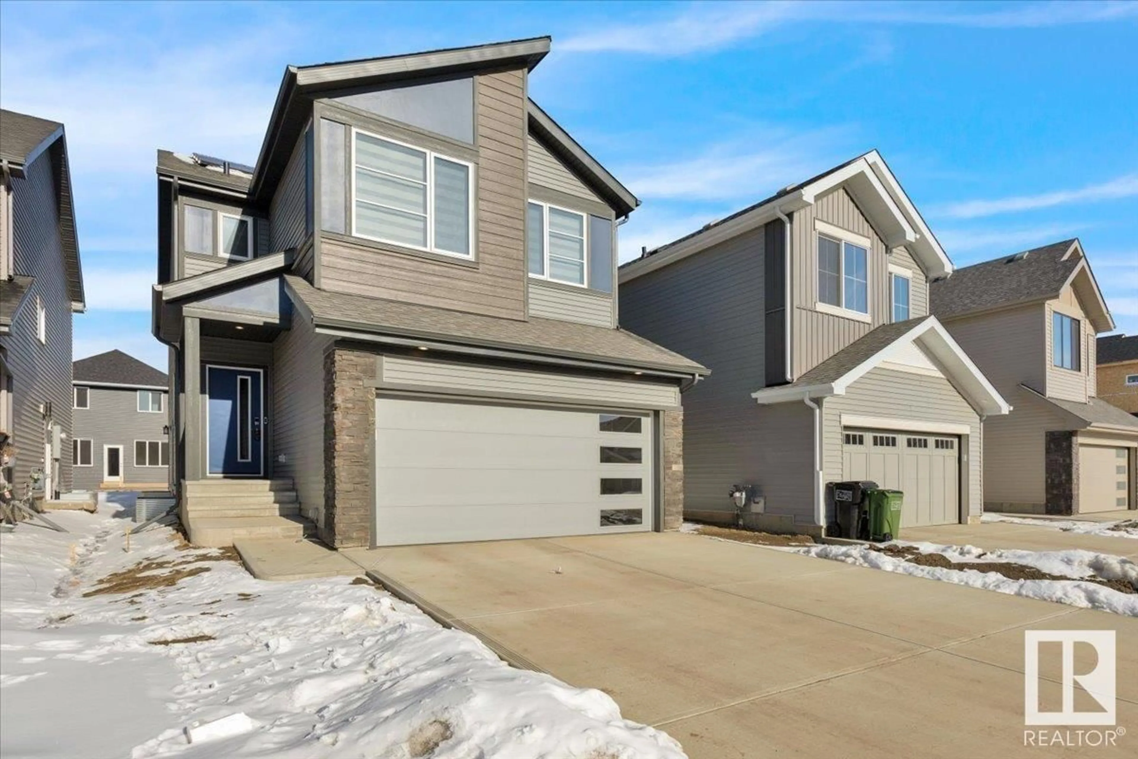 Open concept kitchen, ceramic/tile floor for 3042 DIXON LD, Edmonton Alberta T6W5L2