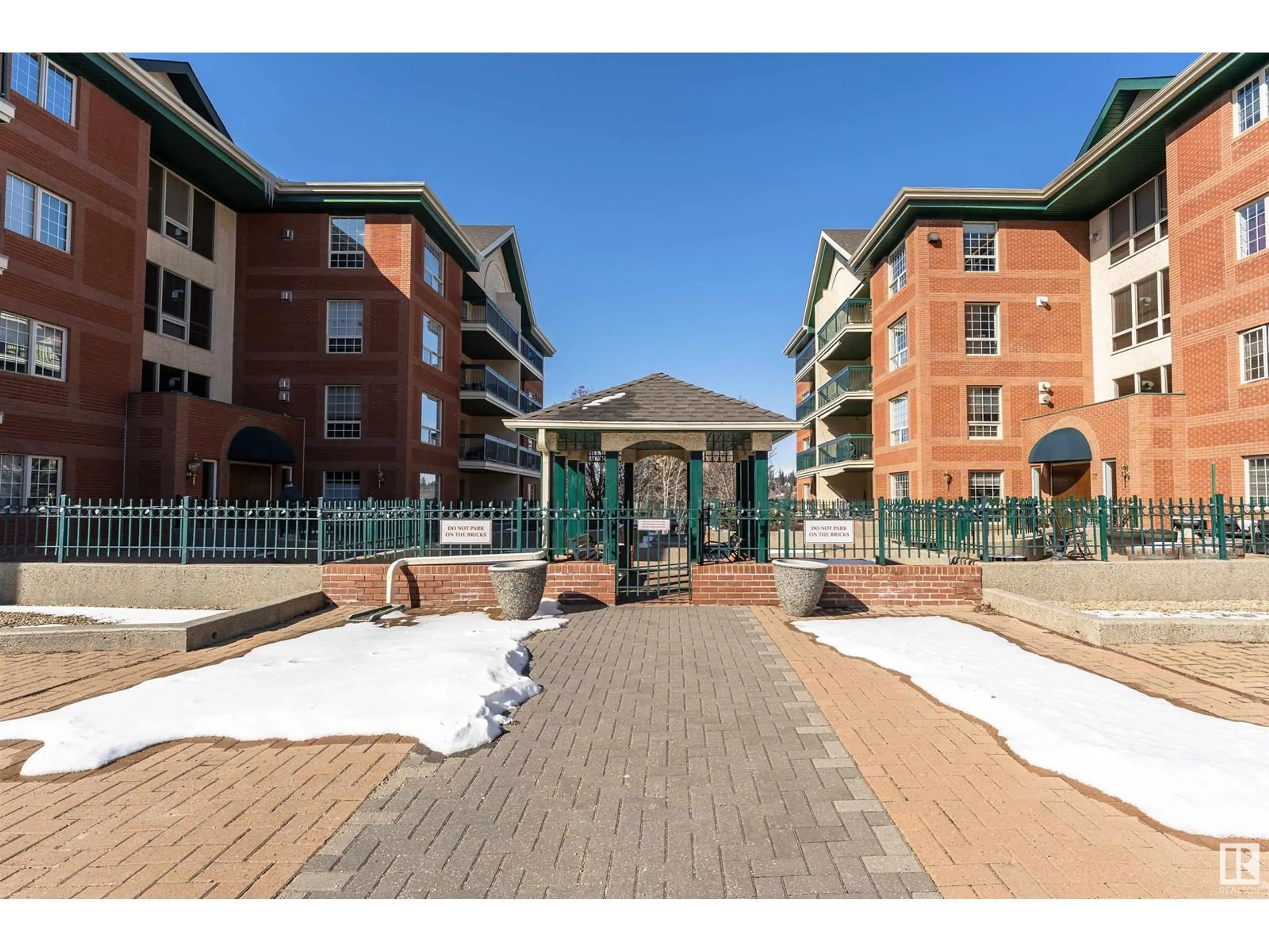 Unknown for 301 SIR WINSTON CHURCHILL AV, St. Albert Alberta T8N0G3