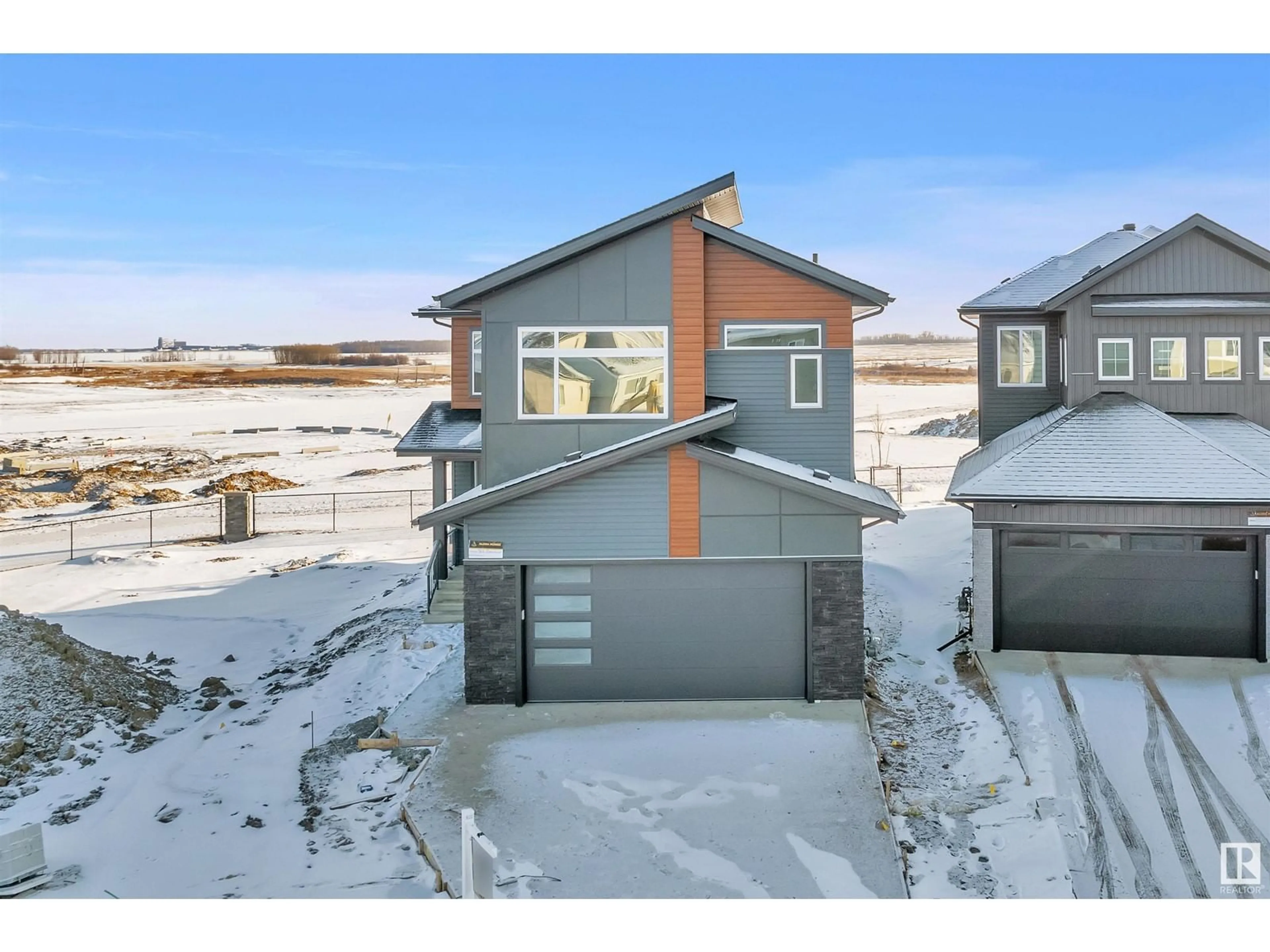 Unknown for 416 PINE PT, Leduc Alberta T9E1S7