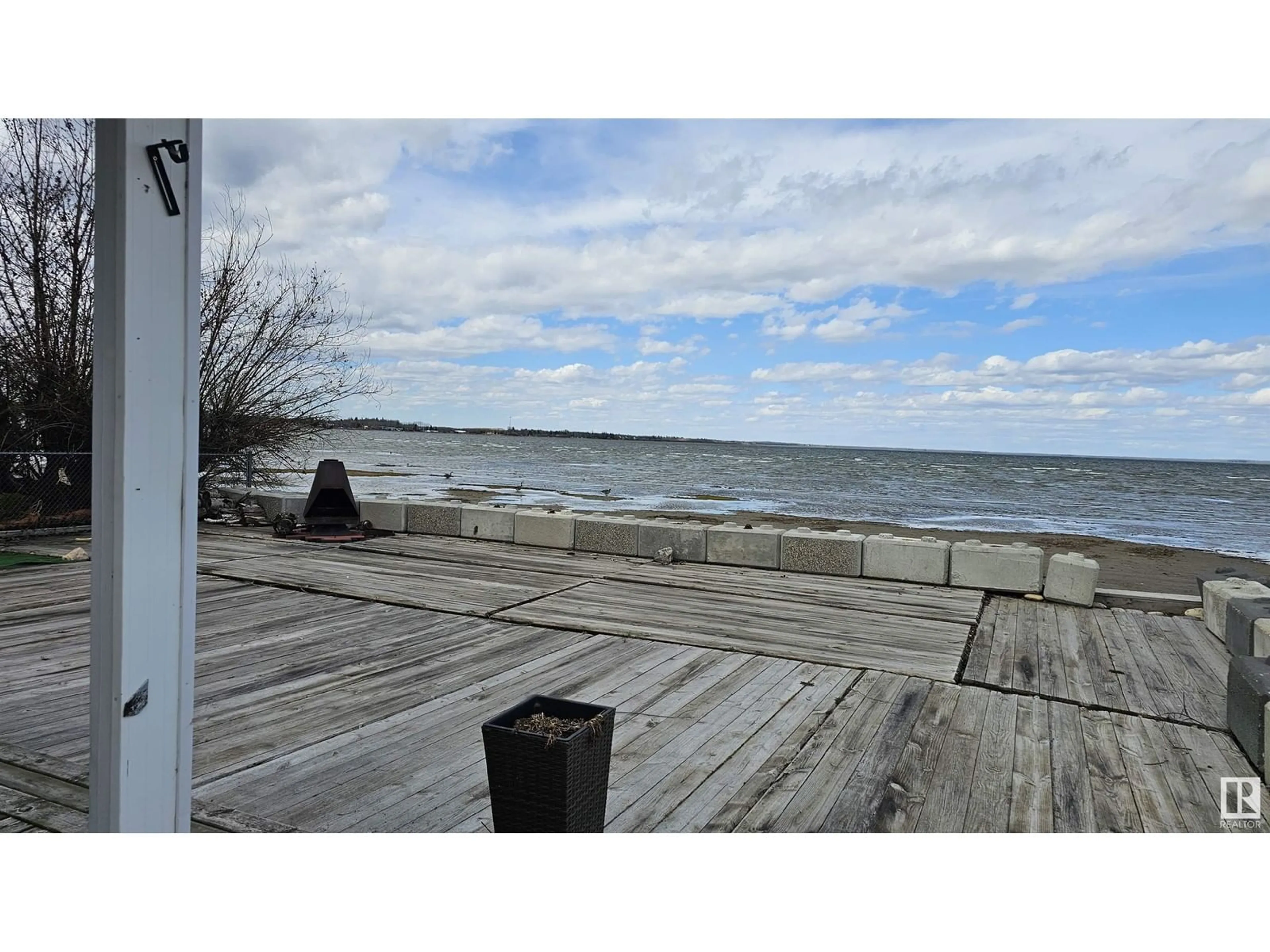Patio, water/lake/river/ocean view for 5403 51 AV, Rural Lac Ste. Anne County Alberta T0E0A0