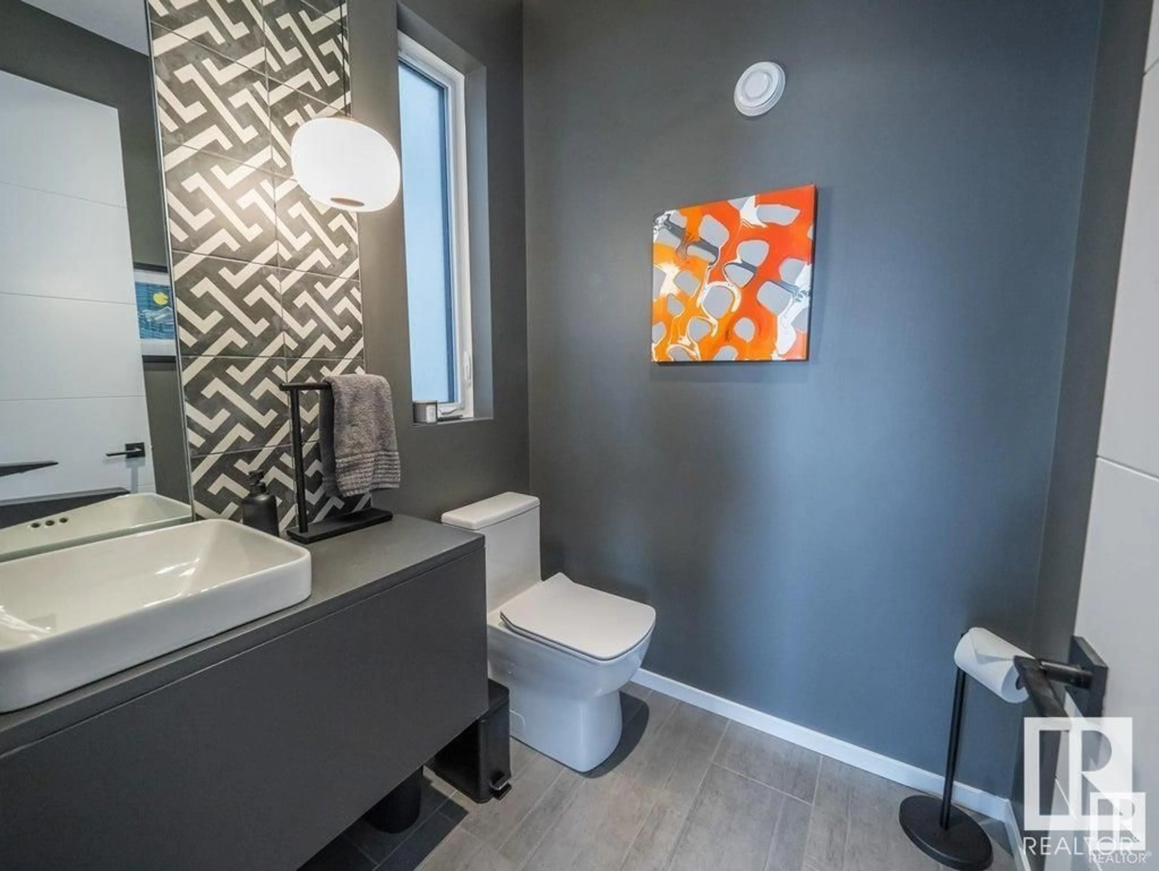 Contemporary bathroom, ceramic/tile floor for 42 DILLWORTH CR, Spruce Grove Alberta T7X0E6
