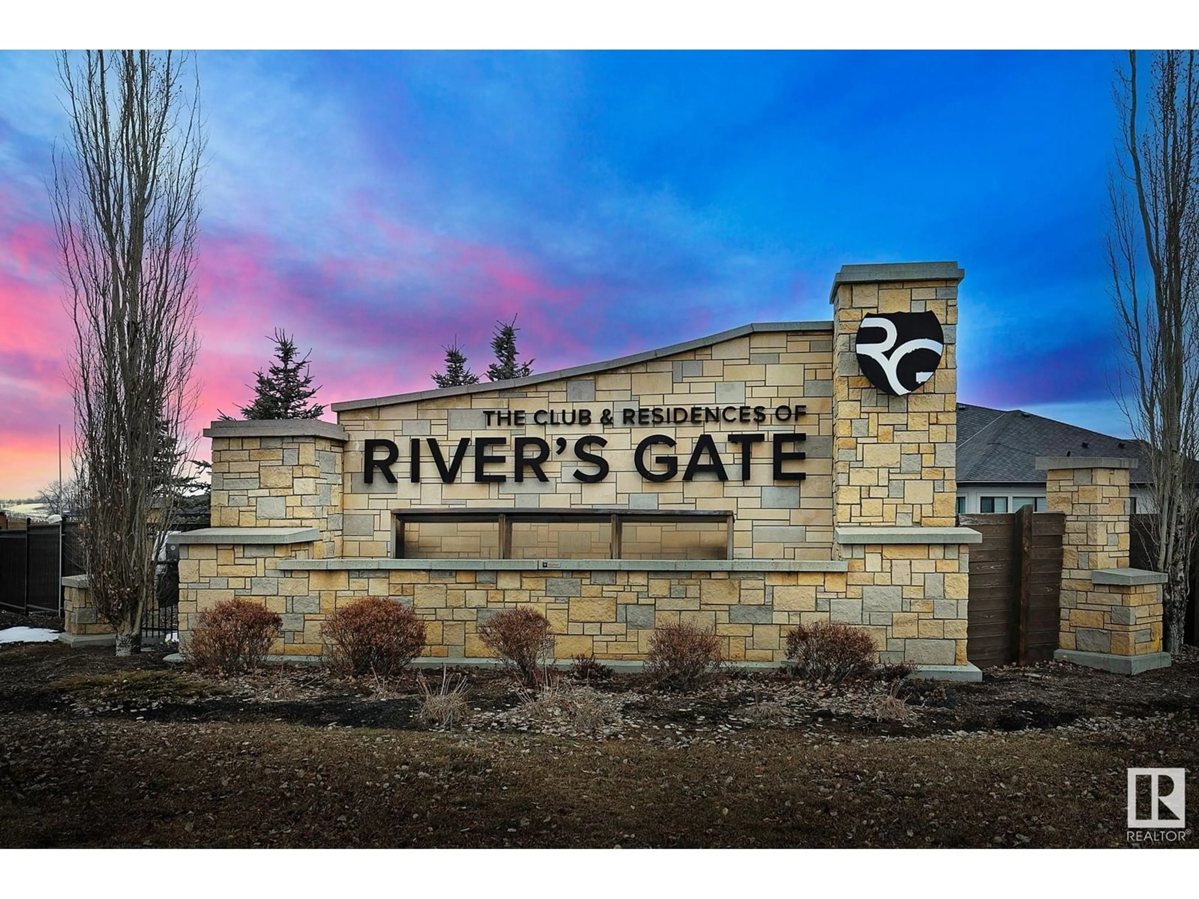 Indoor foyer for 77 RIVERVIEW CO, Rural Sturgeon County Alberta T8T1S6