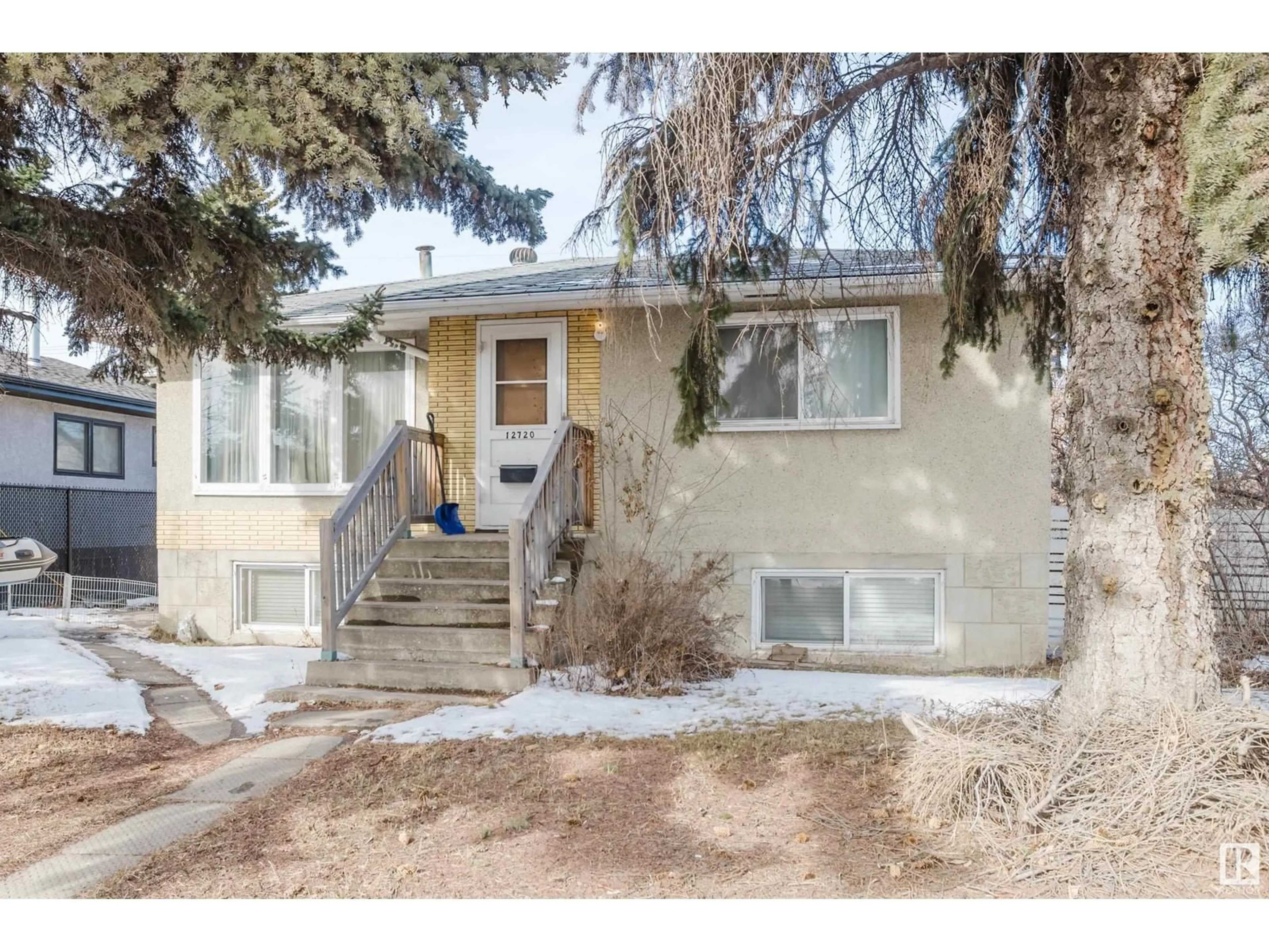 Unknown for 12720 135 AV, Edmonton Alberta T5L3X5