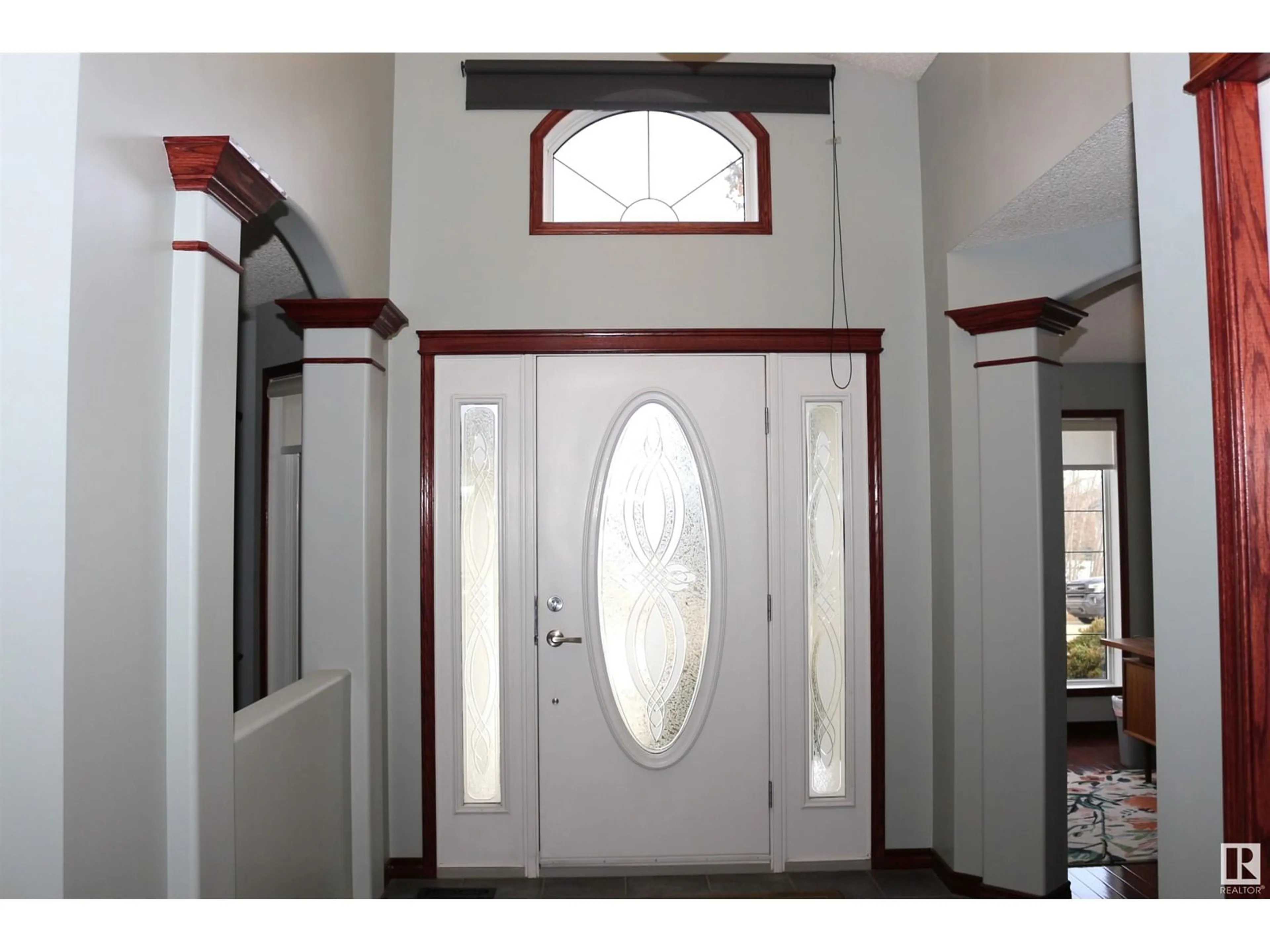 Indoor entryway for 27 SECOND AV, Ardrossan Alberta T8E2A2