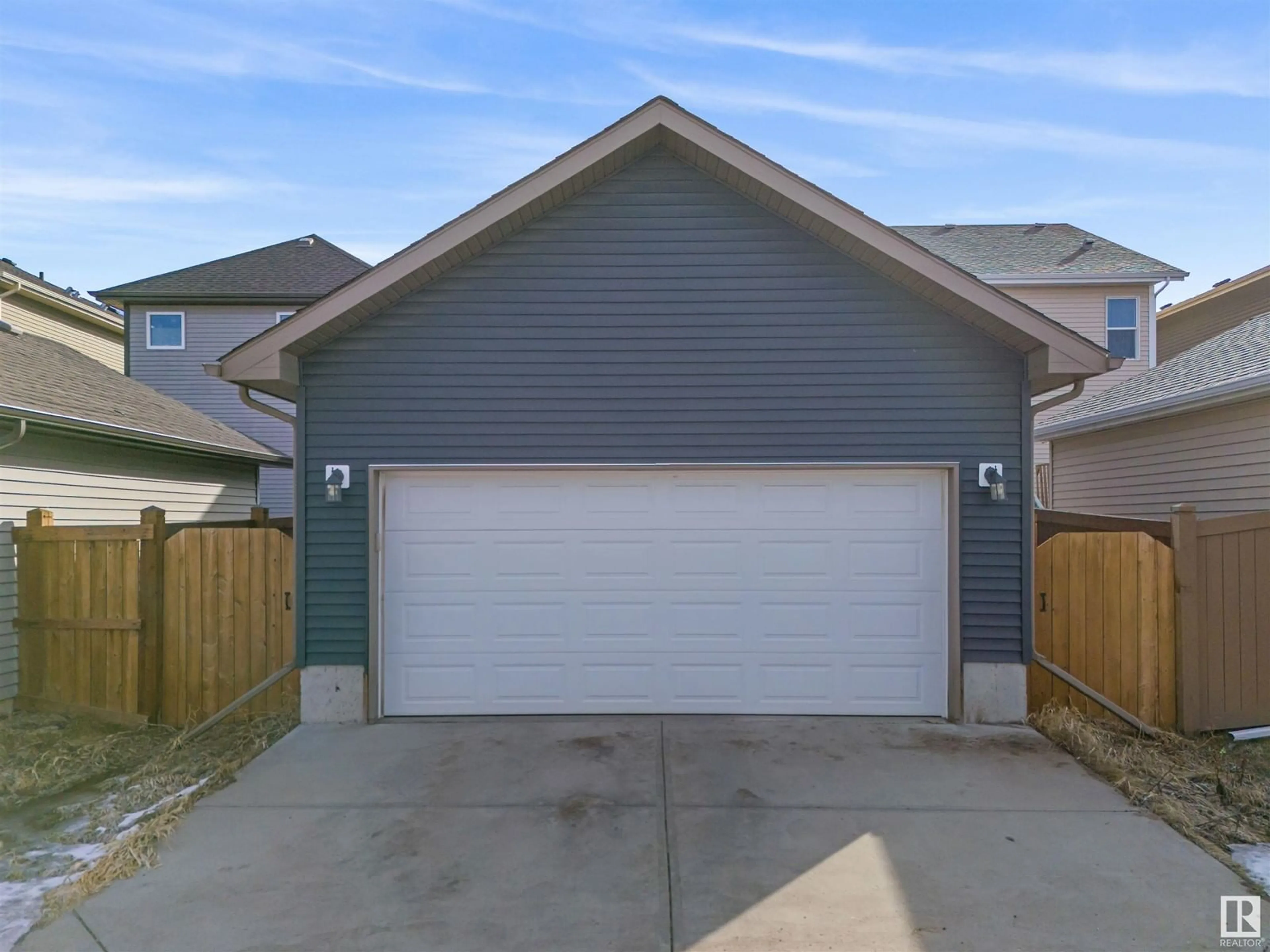 Indoor garage for 3543 WEIDLE WY, Edmonton Alberta T6X1Z5