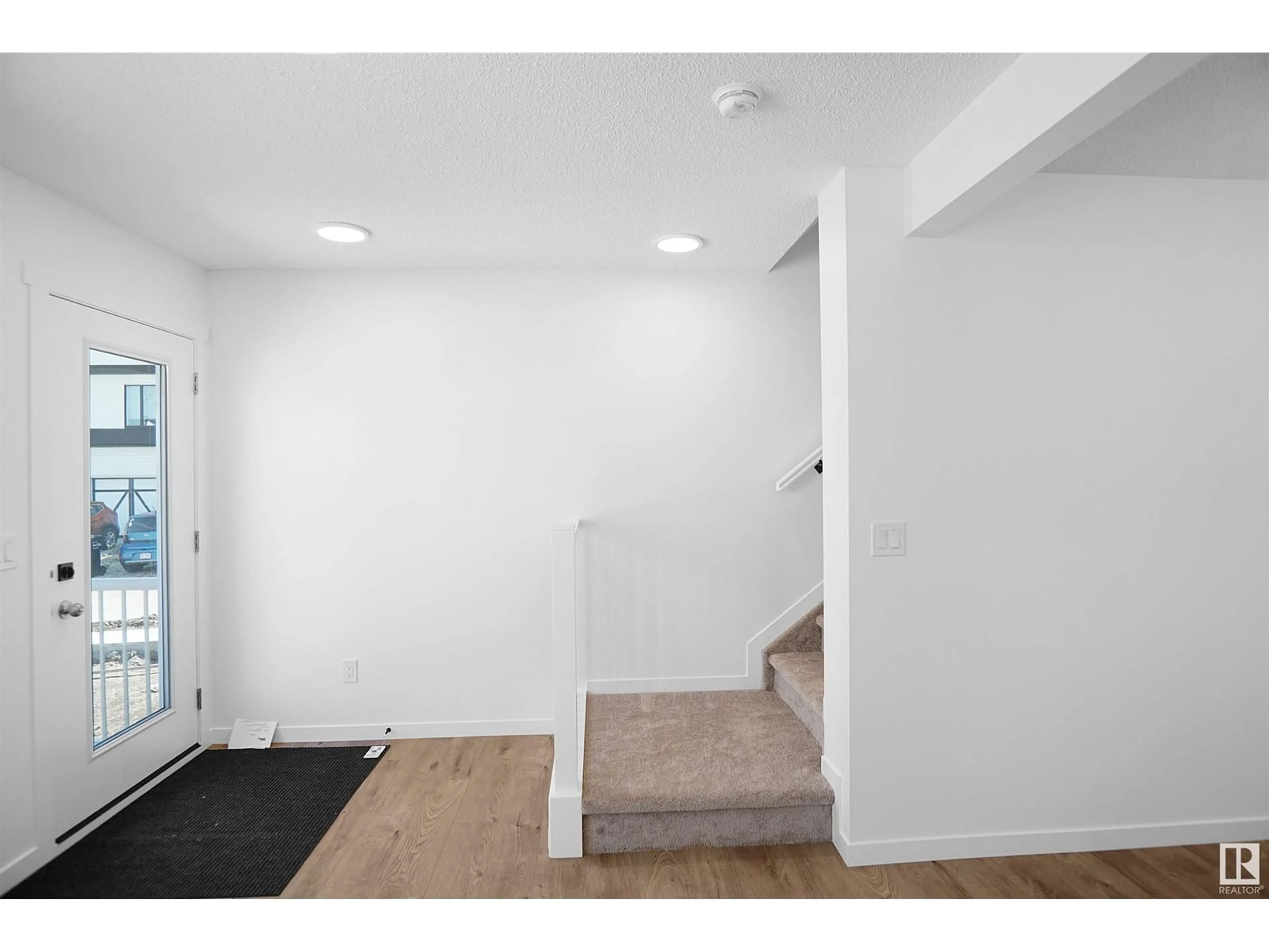 Indoor entryway for NW - 2043 210 ST, Edmonton Alberta T6M3H6