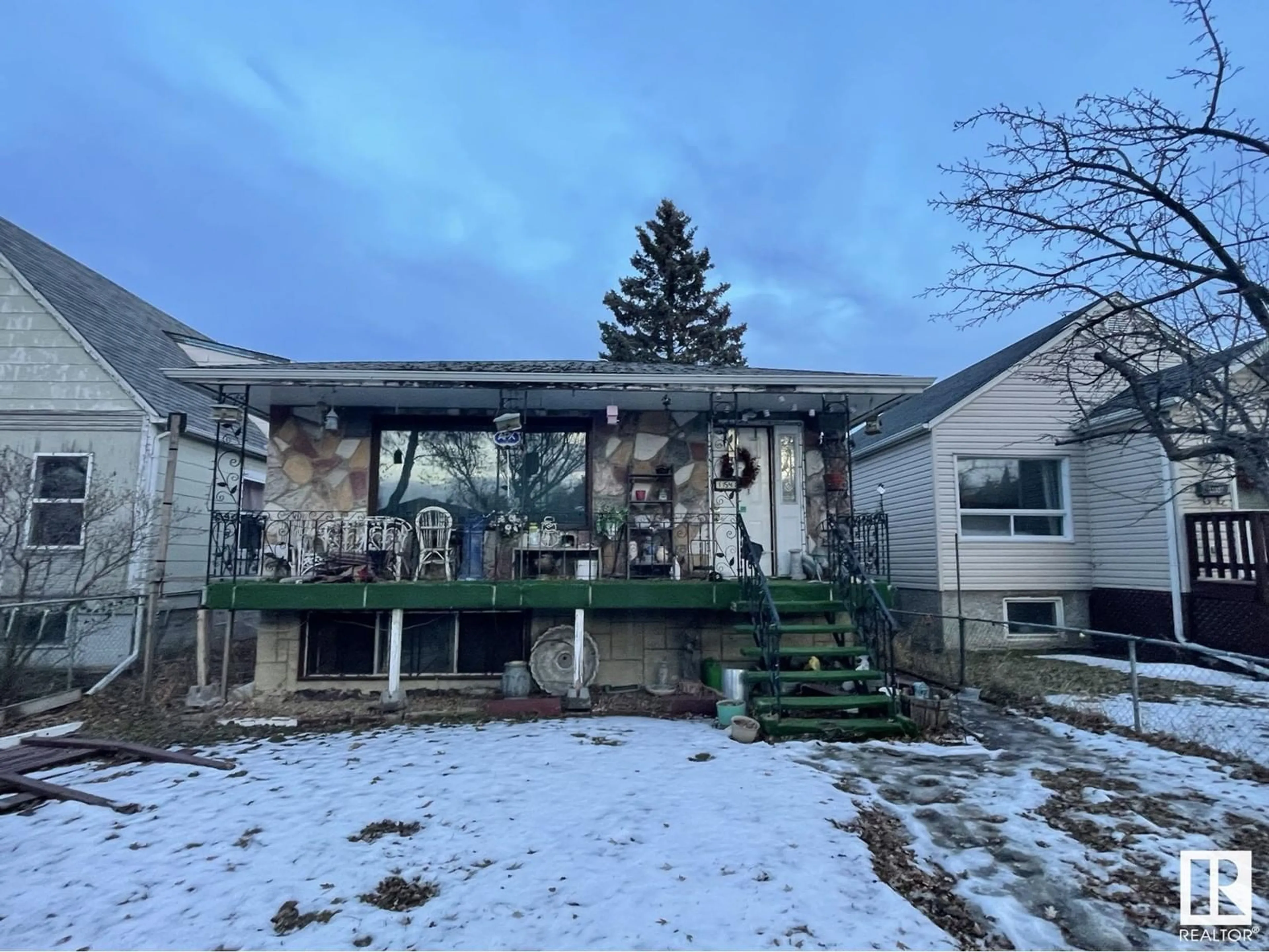 A pic from outside/outdoor area/front of a property/back of a property/a pic from drone, building for NW - 11541 93 ST, Edmonton Alberta T5G1C6