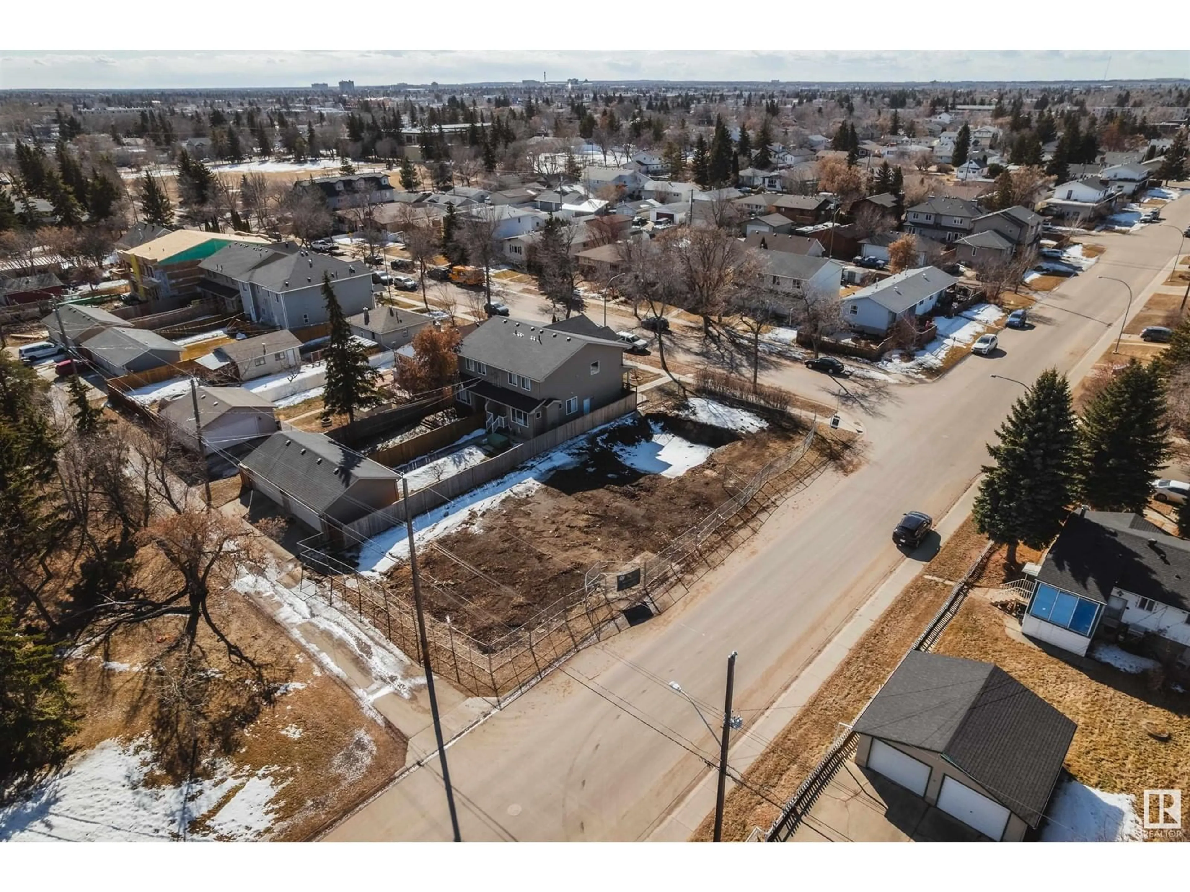 Open concept kitchen, unknown for NW - 10545 150 ST, Edmonton Alberta T5P1P9