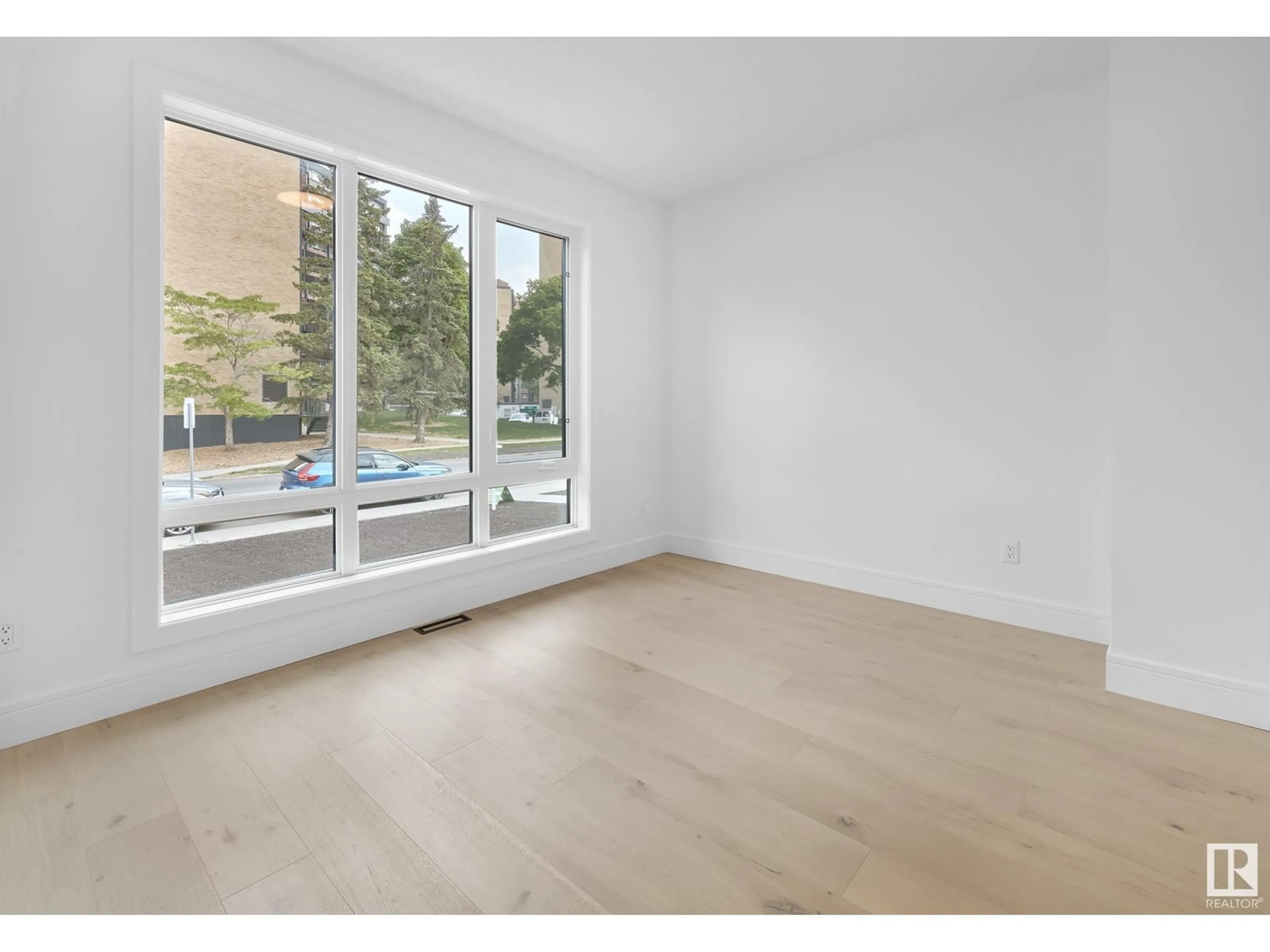 A pic of a room for 8454 117 ST, Edmonton Alberta T6G1R4