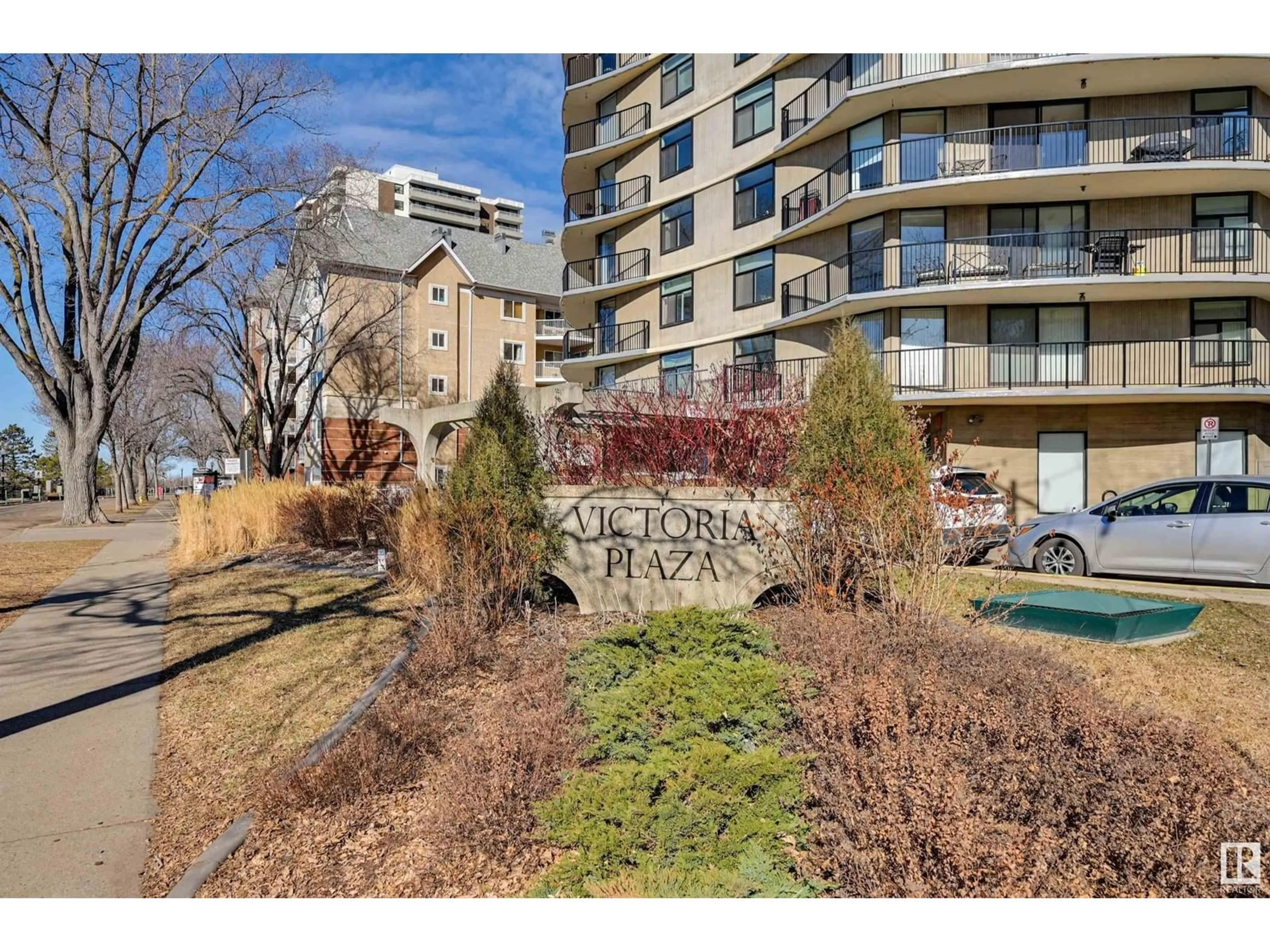 A pic of a room for #502 - 11710 100 AV, Edmonton Alberta T5K2G3