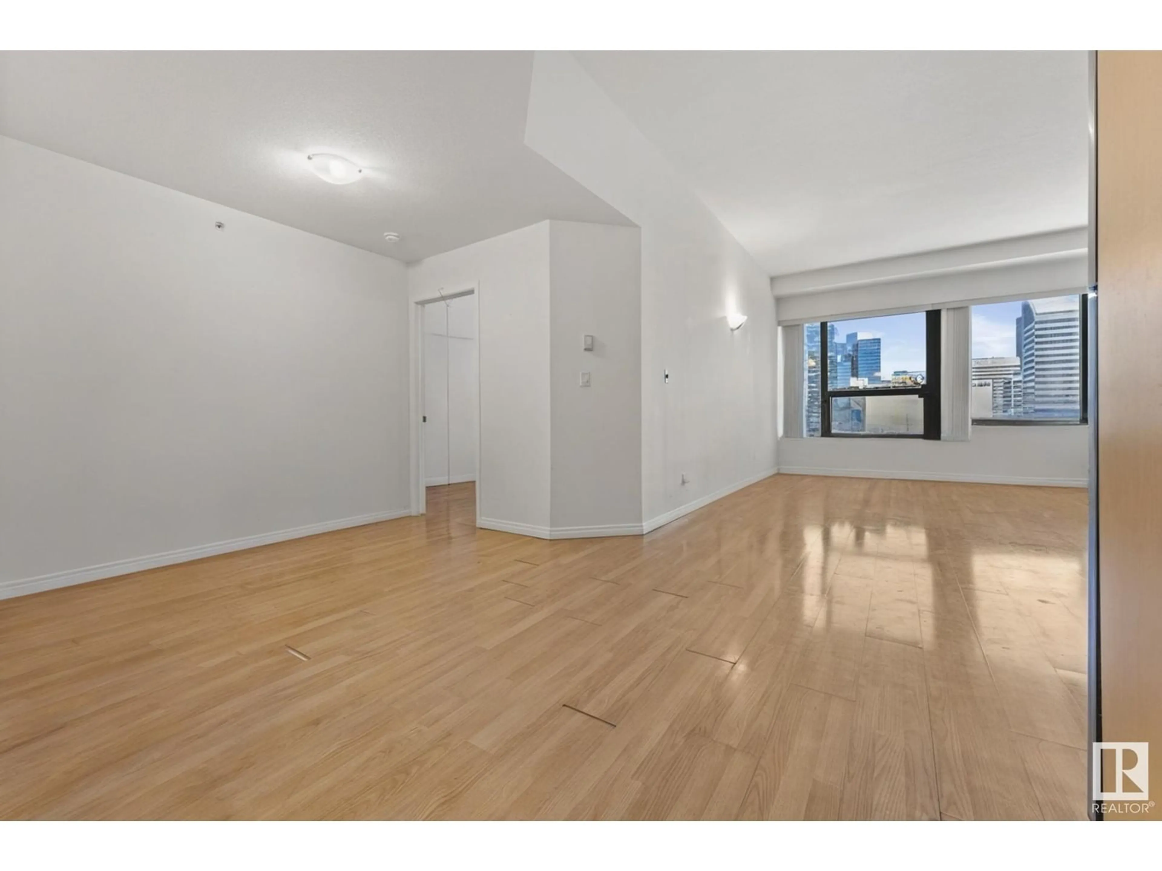 A pic of a room for #702 - 10106 105 ST, Edmonton Alberta T5J5E7