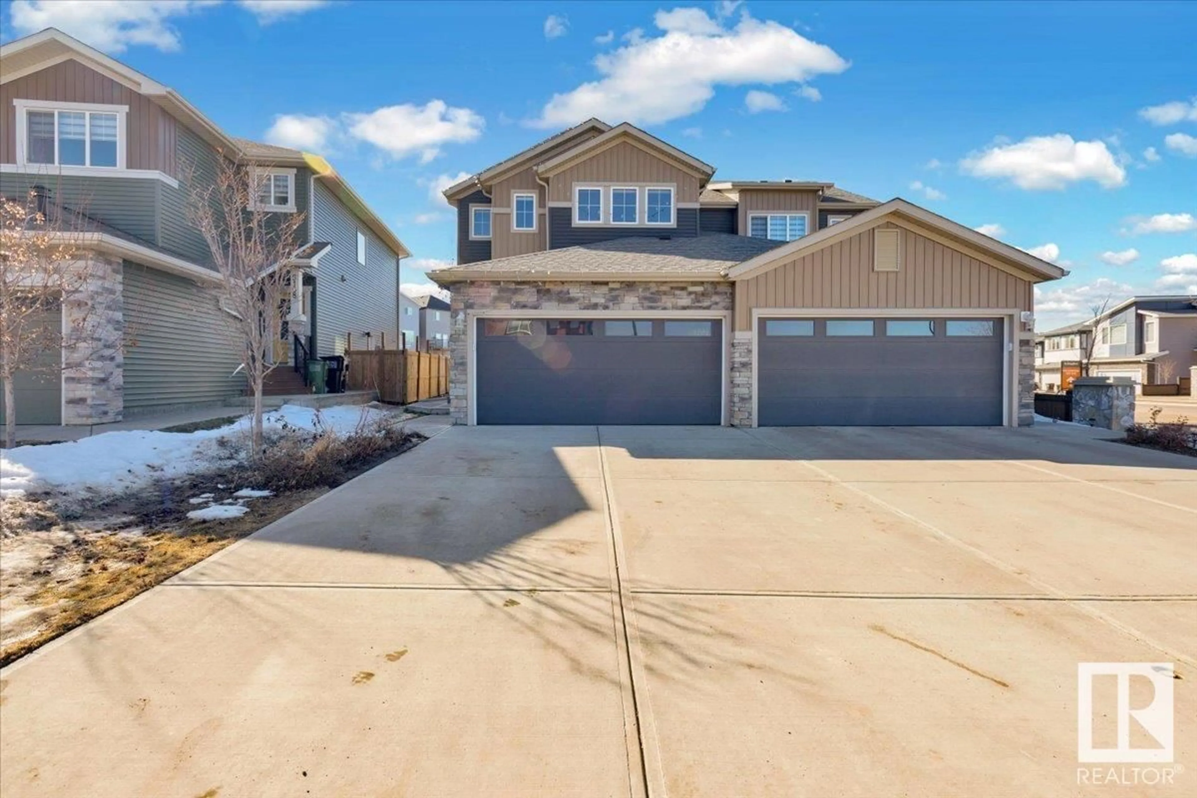 Unknown for 5106 LARK CR, Edmonton Alberta T5S0N9