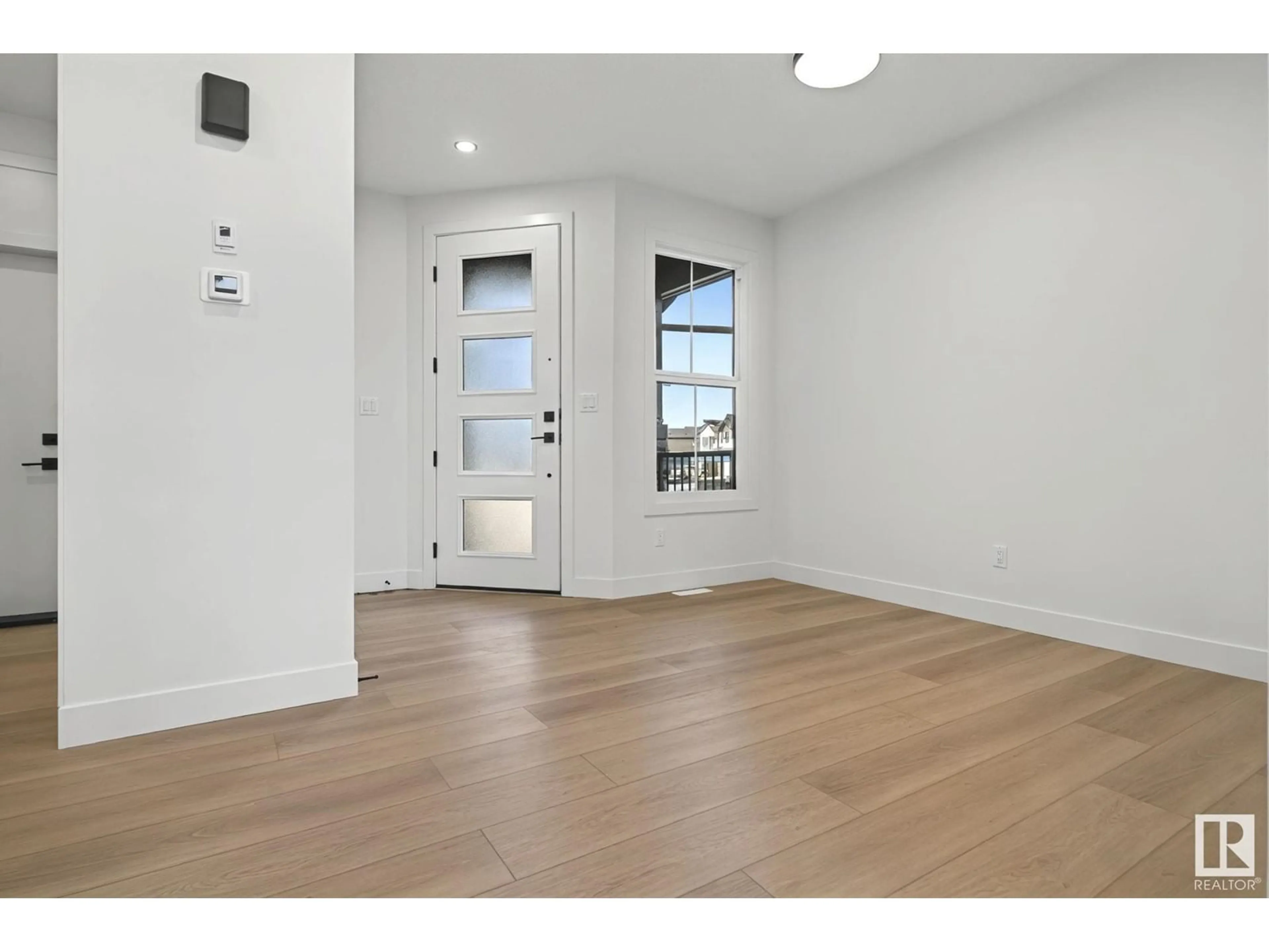 Indoor entryway for NE - 283 165 AV, Edmonton Alberta T5Y0P6