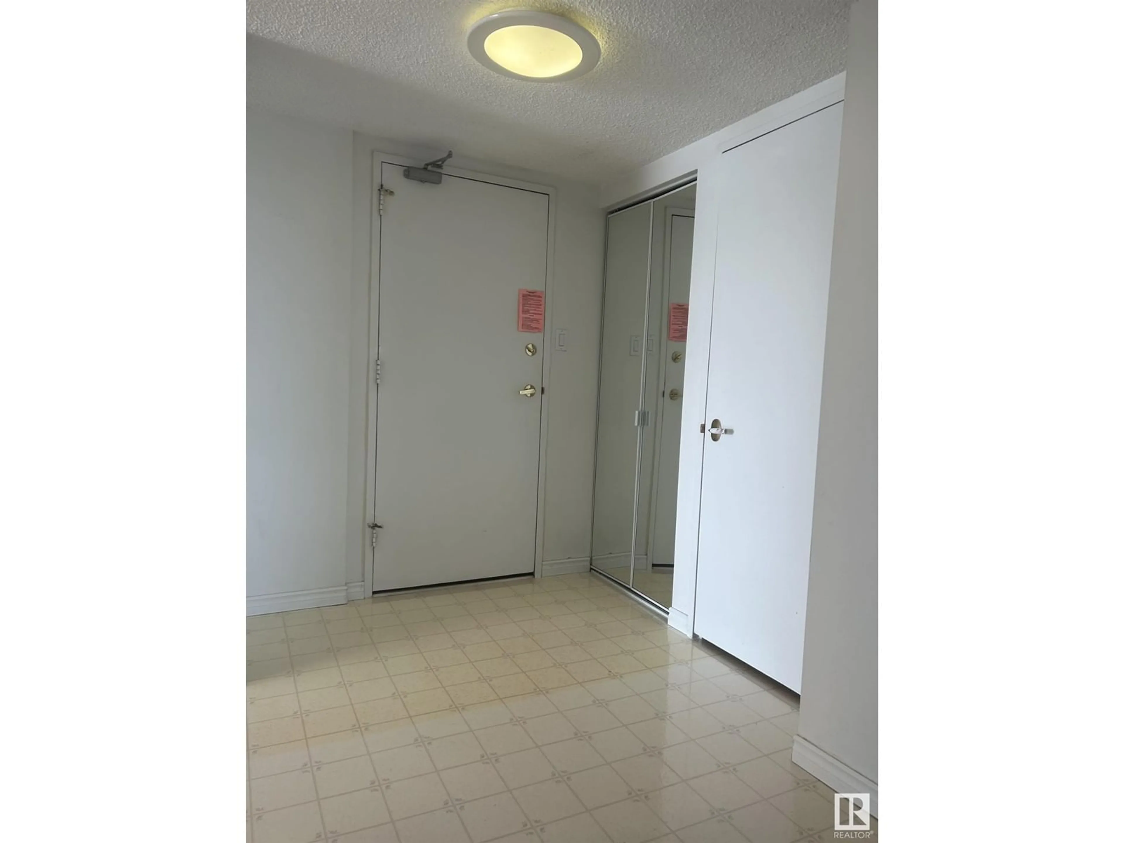 A pic of a room for 9835 - 1801 113 ST NW, Edmonton Alberta T5K1N4