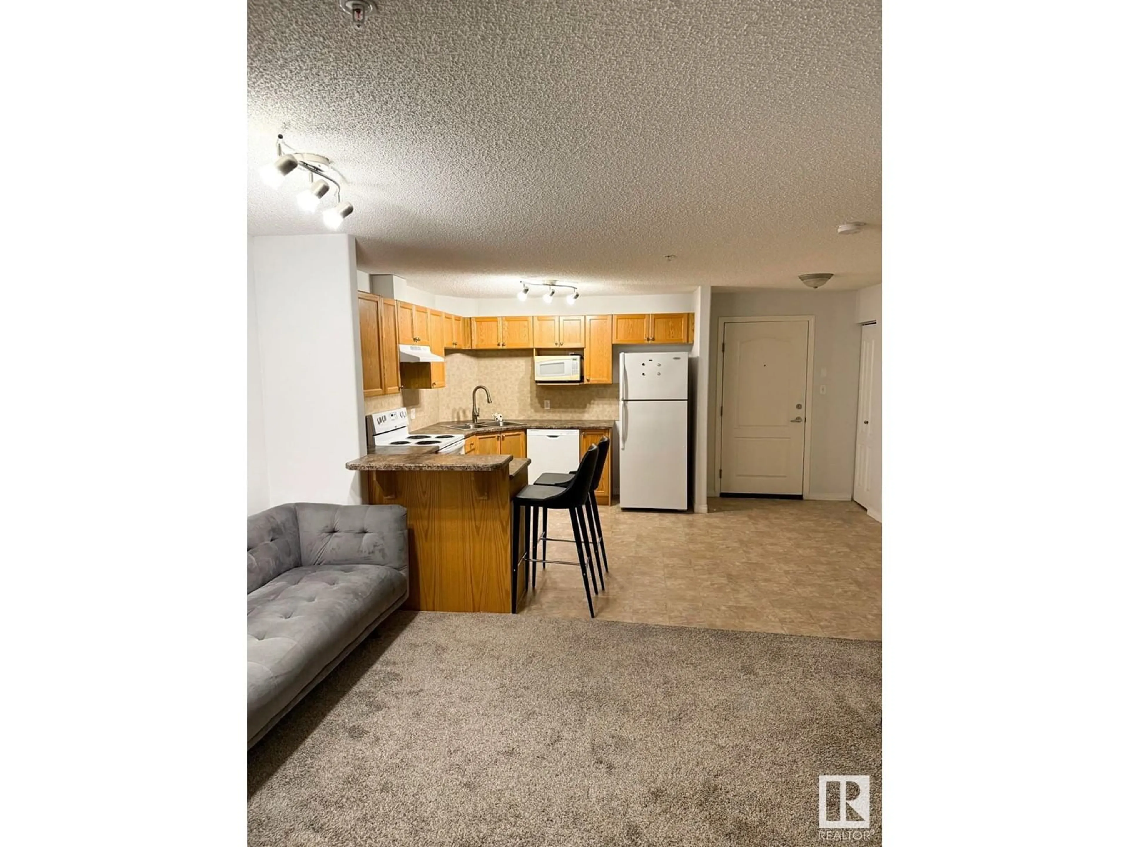 Unknown for #1117 - 1117 CLAREVIEW STATION DR, Edmonton Alberta T5Y0E6