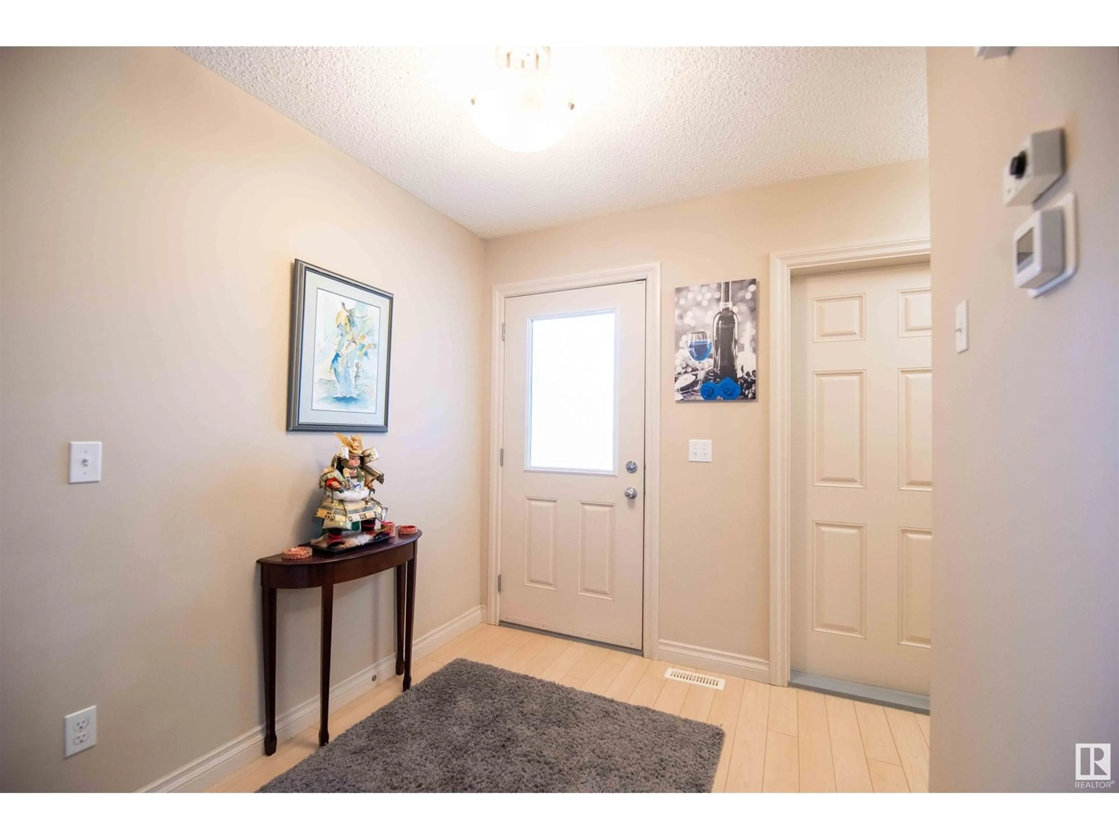 Indoor entryway for #57 - 2005 70 ST, Edmonton Alberta T6X0T9