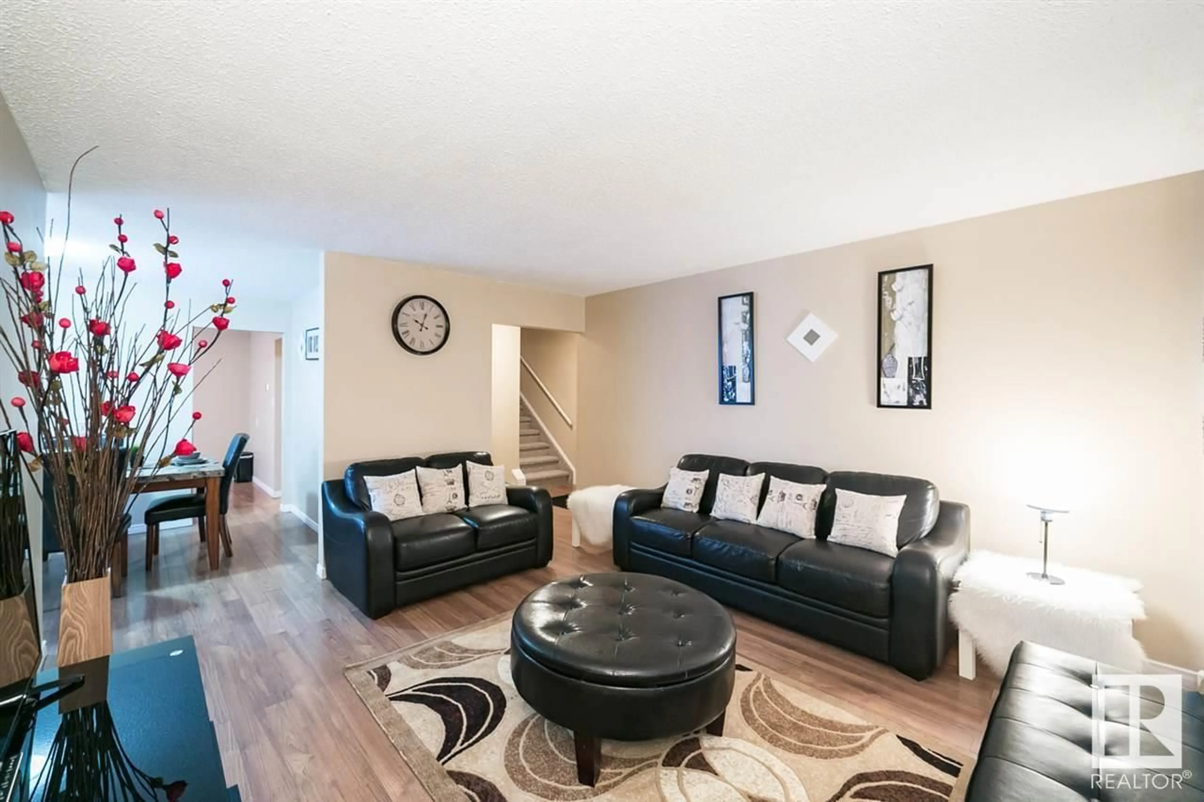 Living room with furniture, unknown for 13853 114 ST, Edmonton Alberta T5X4A1