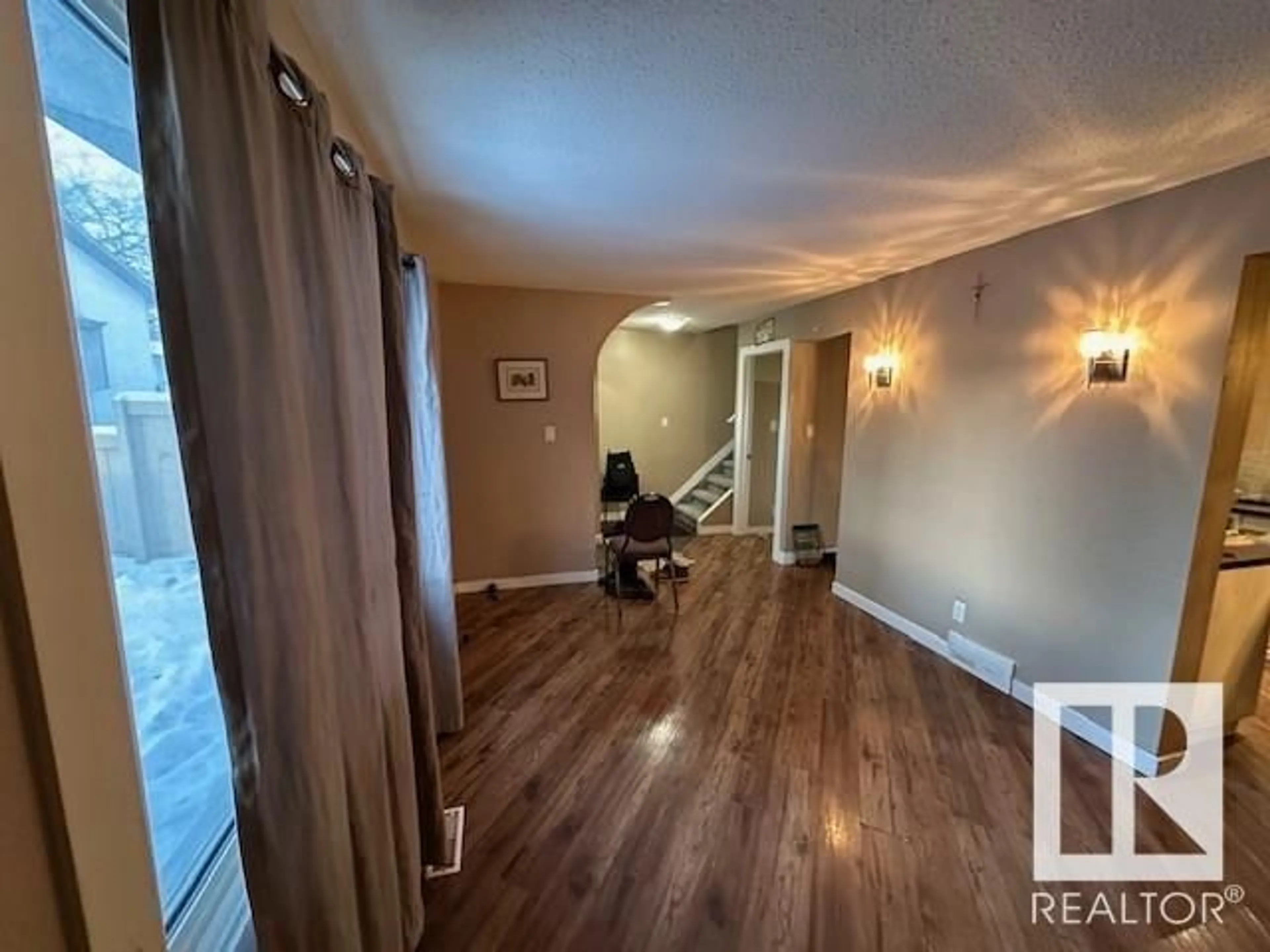A pic of a room for #11 - 14110 80 ST, Edmonton Alberta T5C1L6