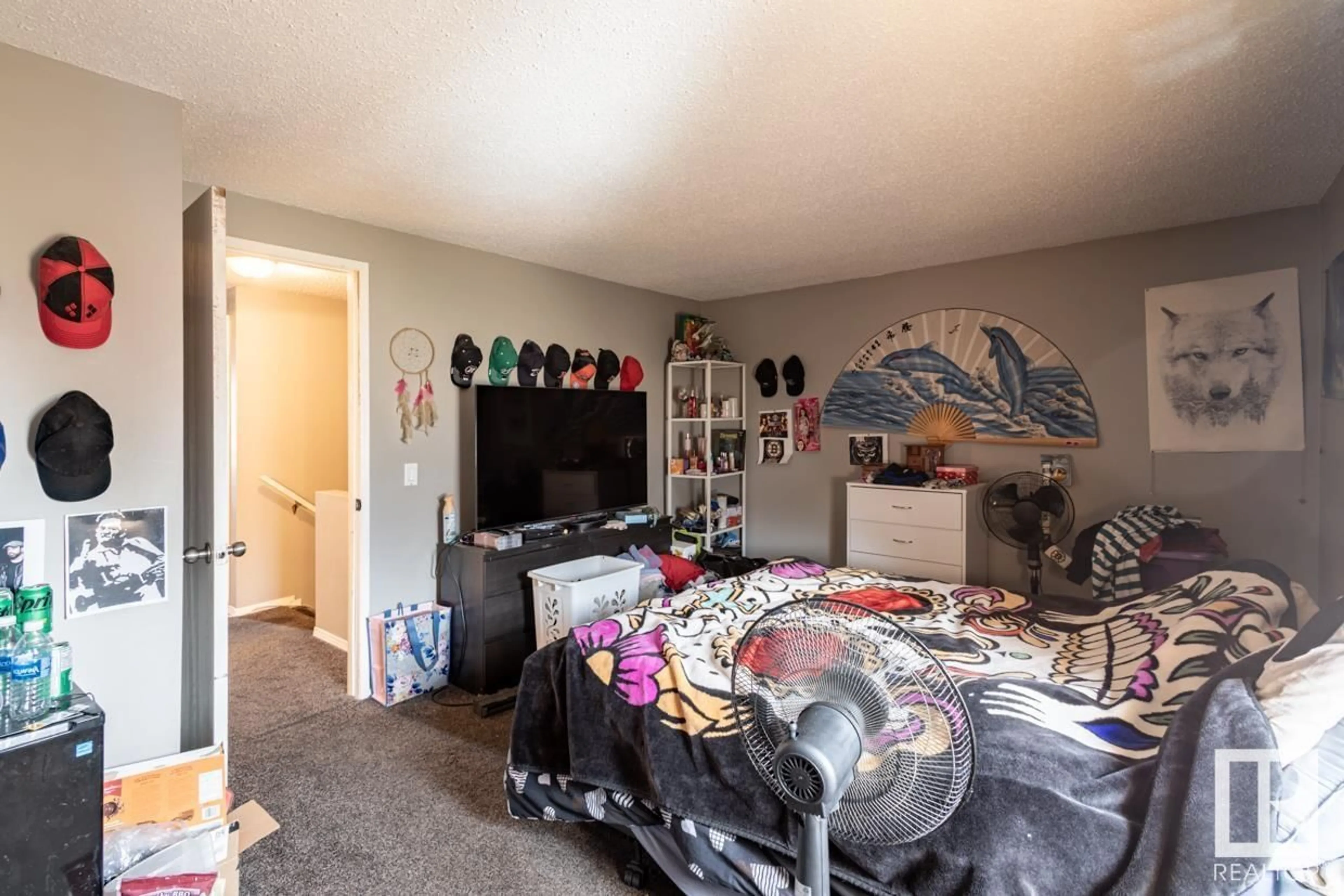 A pic of a room for 3273 139 AV, Edmonton Alberta T5Y1T2