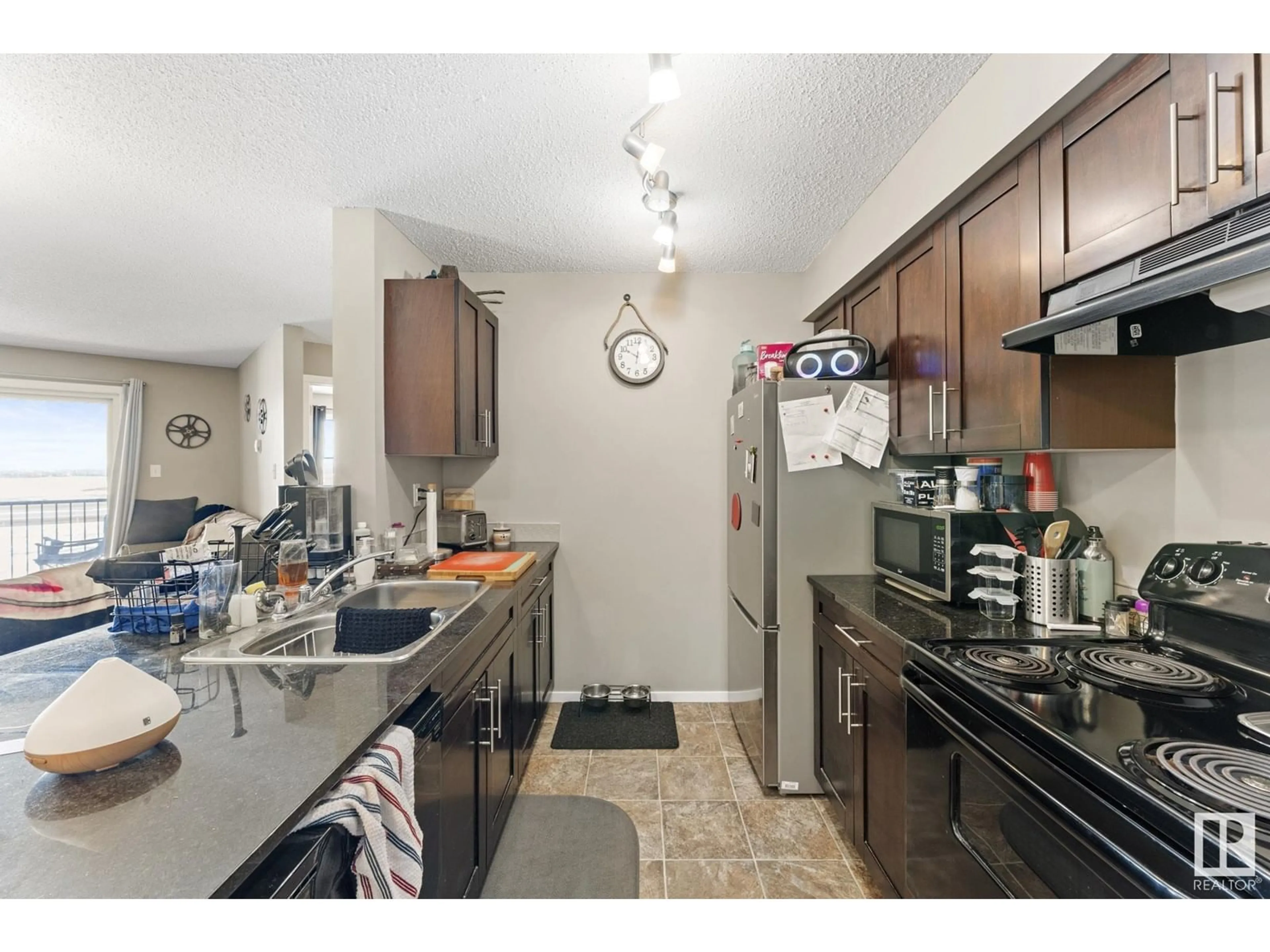 Standard kitchen, unknown for 314 - 18126 77 ST, Edmonton Alberta T5Z0N7