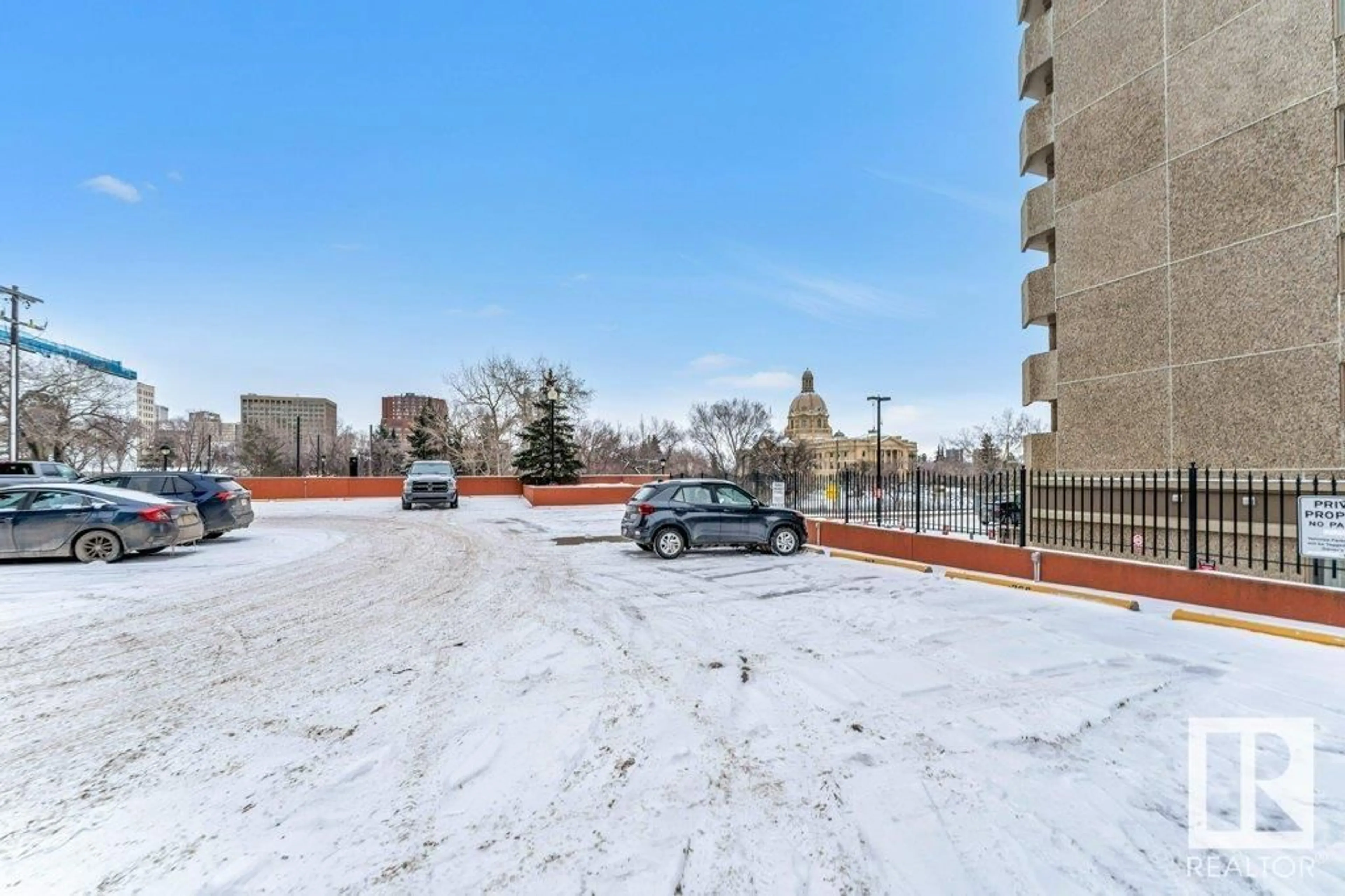 Parking for 906 - 9741 110 ST NW, Edmonton Alberta T5K2V8