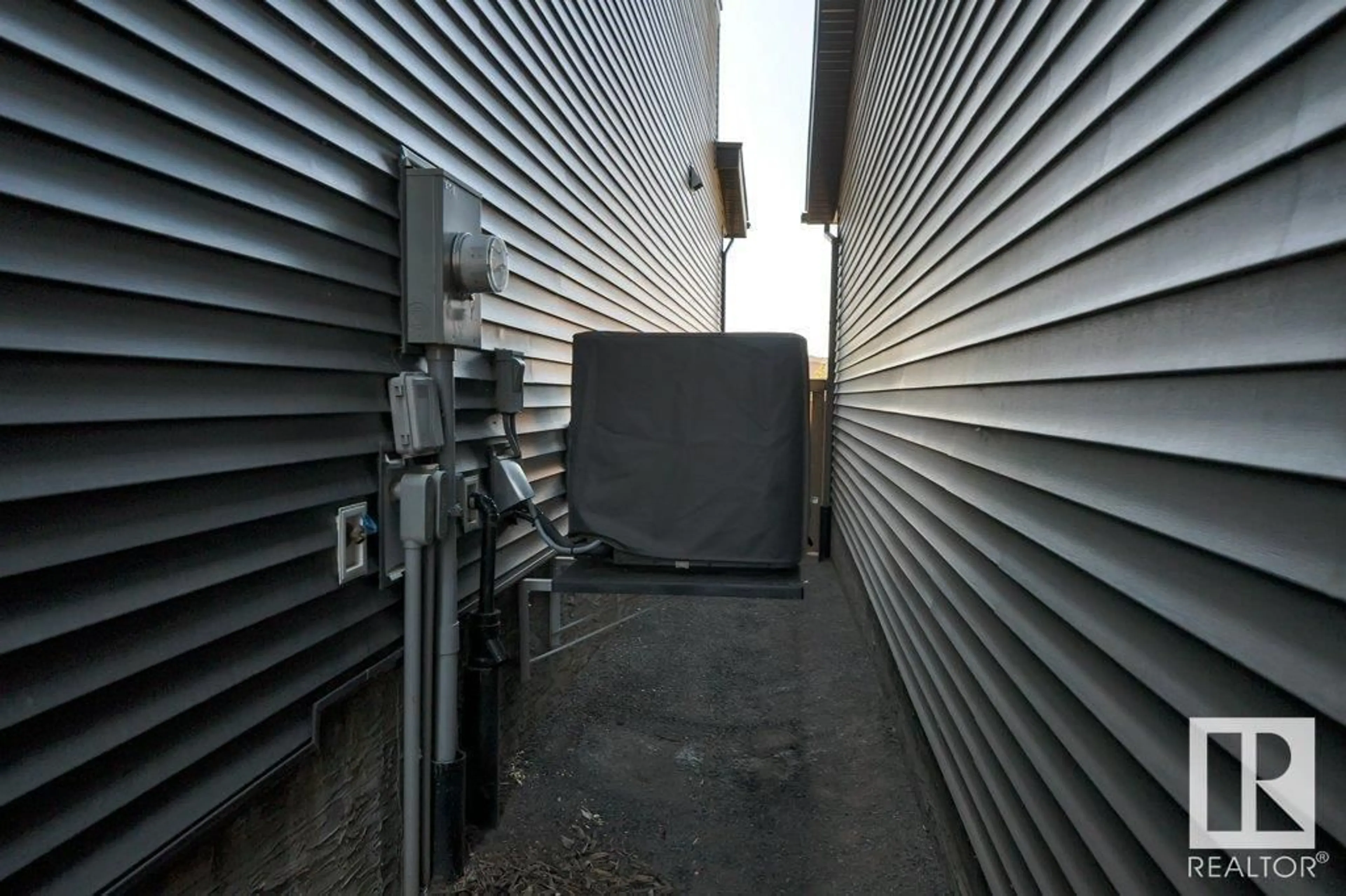 Storage room or clothes room or walk-in closet for 2620 202 ST, Edmonton Alberta T6M1K5