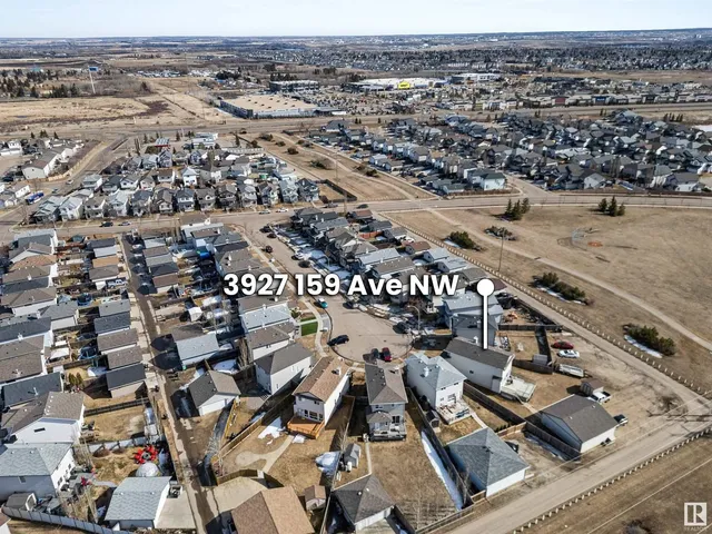 3927 159 AV NW, Edmonton 5