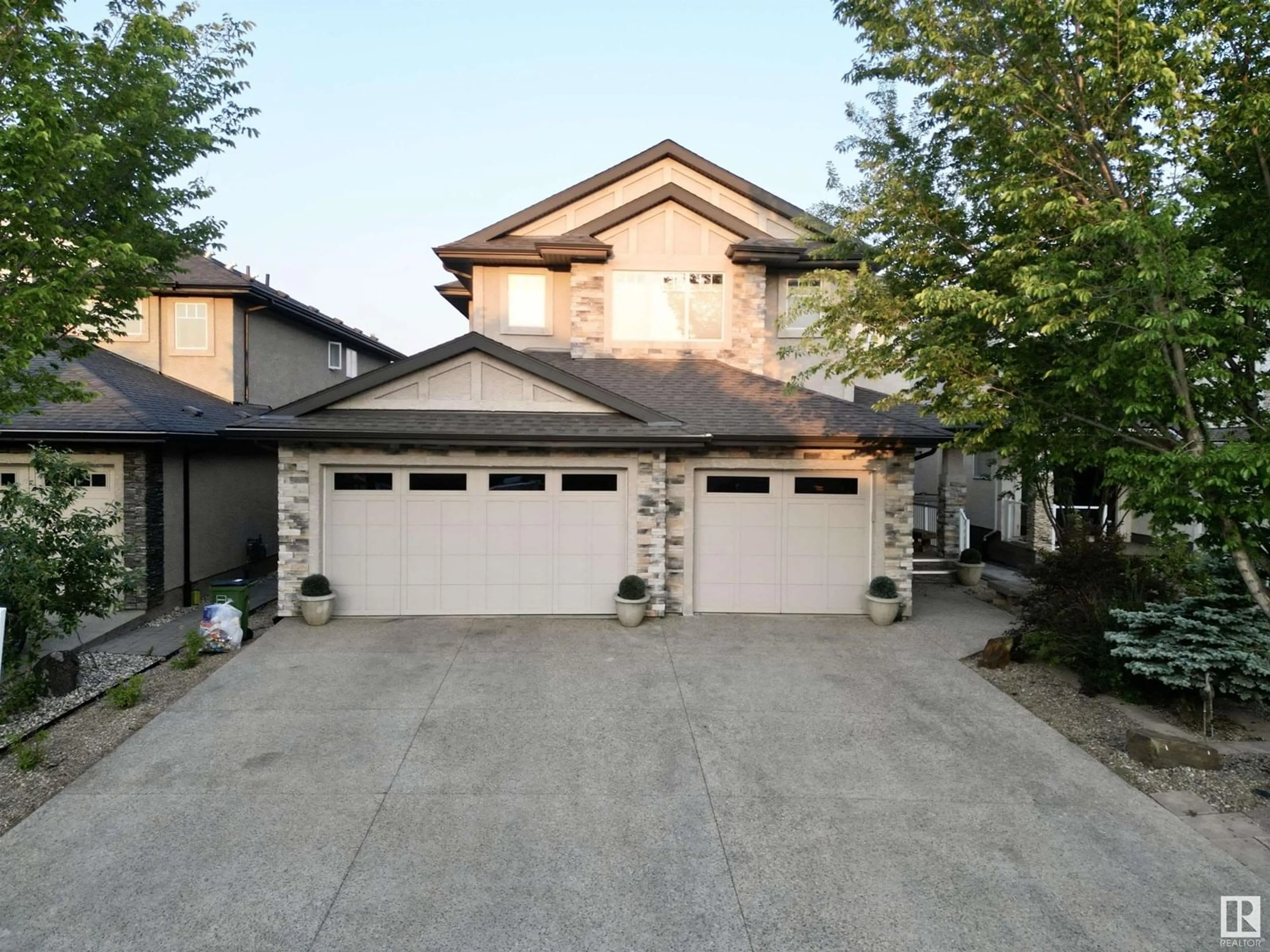 Unknown for 1330 ADAMSON DR, Edmonton Alberta T6W2N8