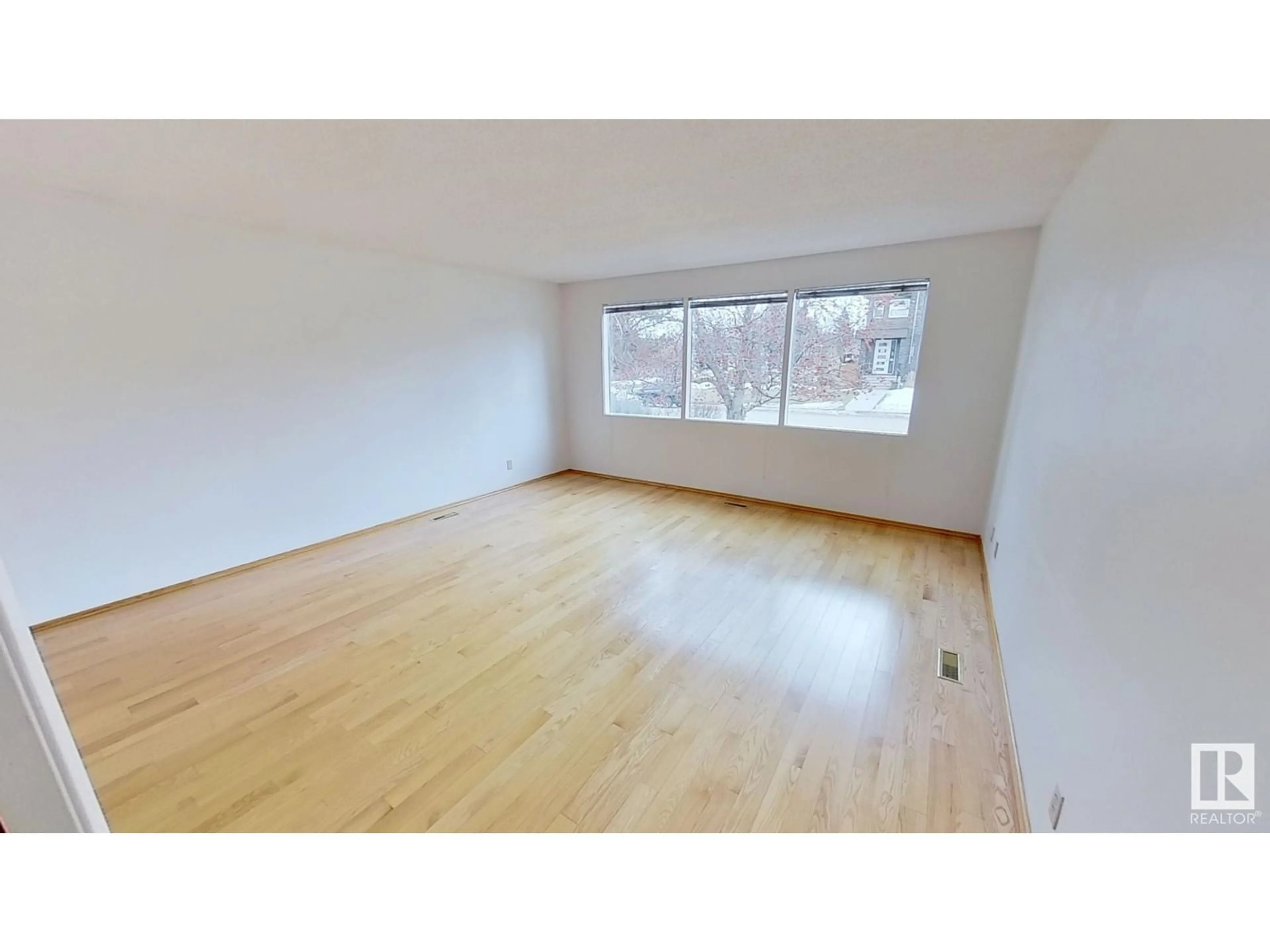 A pic of a room for 14604 78 AV, Edmonton Alberta T5R3C5