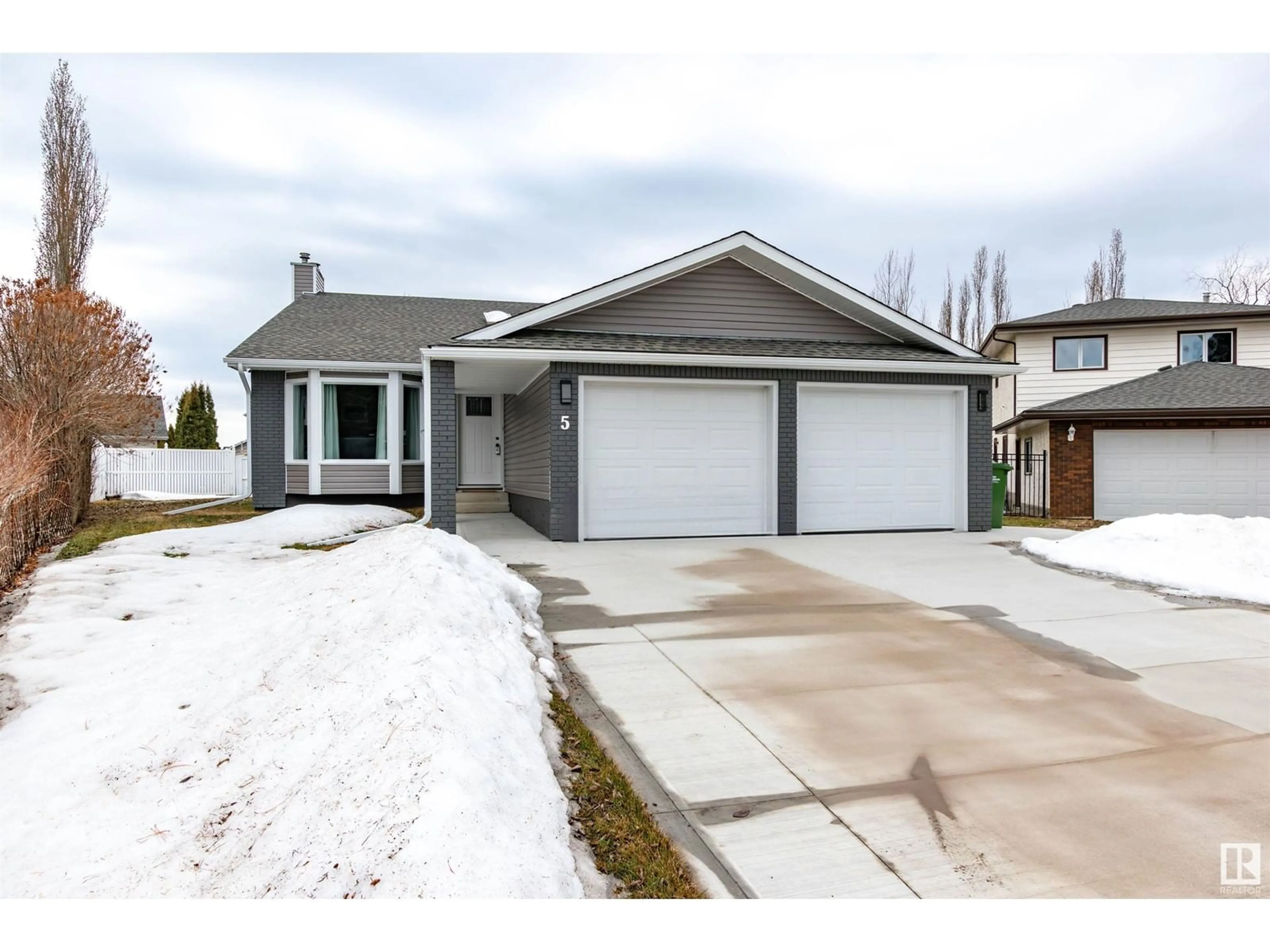 Unknown for 5 PARKRIDGE CR, Wetaskiwin Alberta T9A3H9