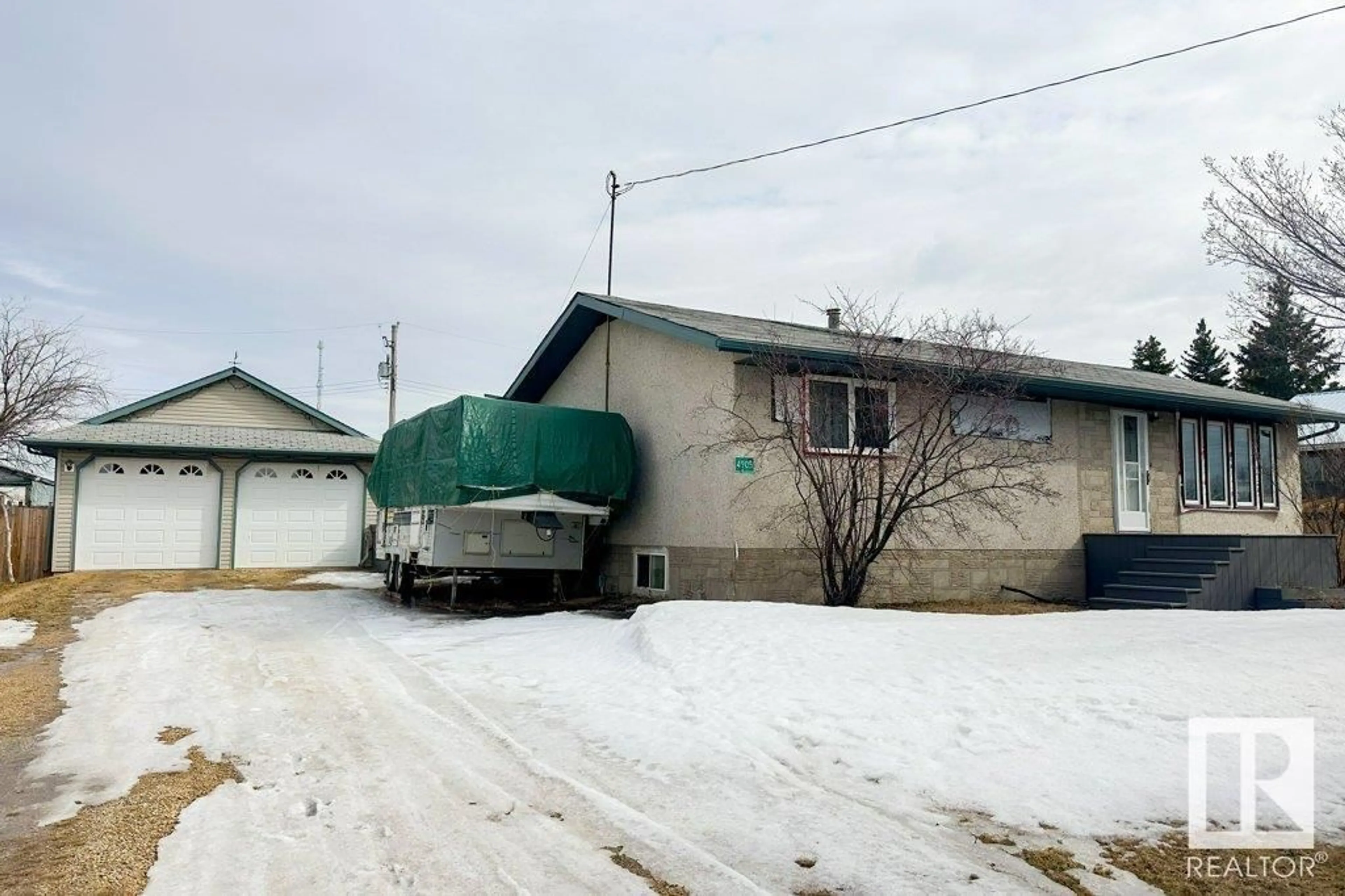 Unknown for 4905 51 ST, Busby Alberta T0G0H0
