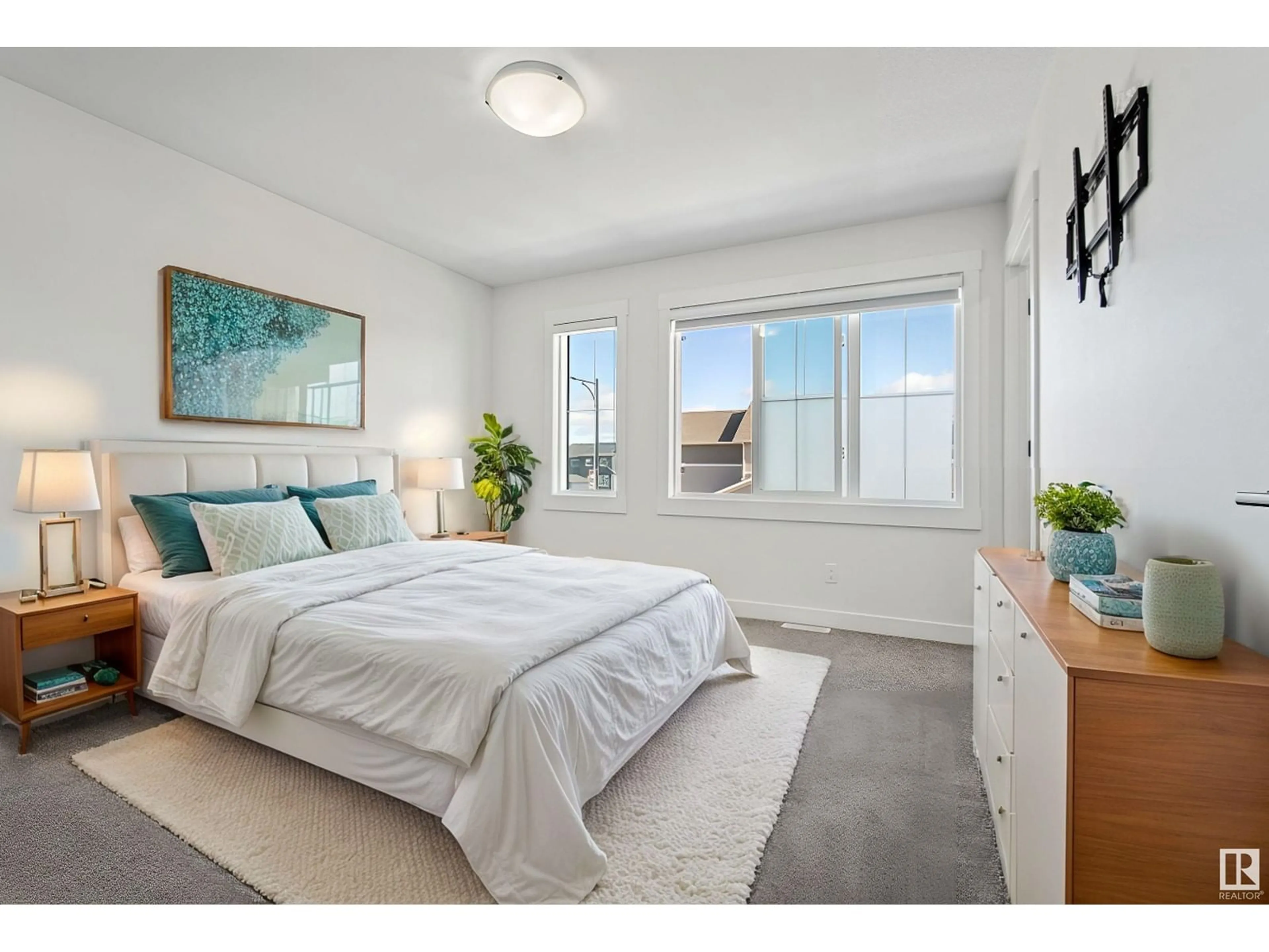 A pic of a room for 448 EDGEMONT DR, Edmonton Alberta T6M1S1