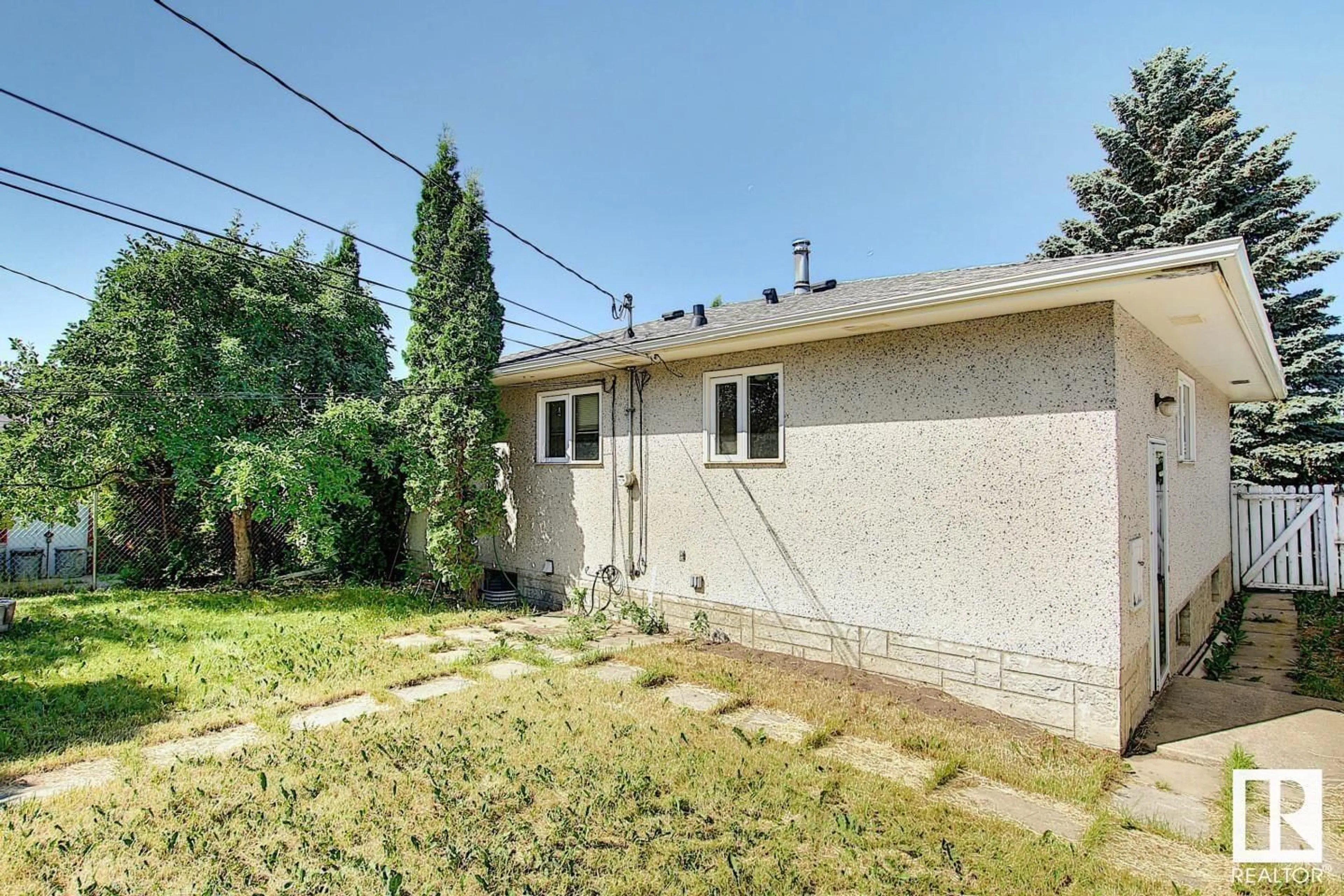 Living room with furniture, unknown for NW - 12735 129 ST, Edmonton Alberta T5L1H9