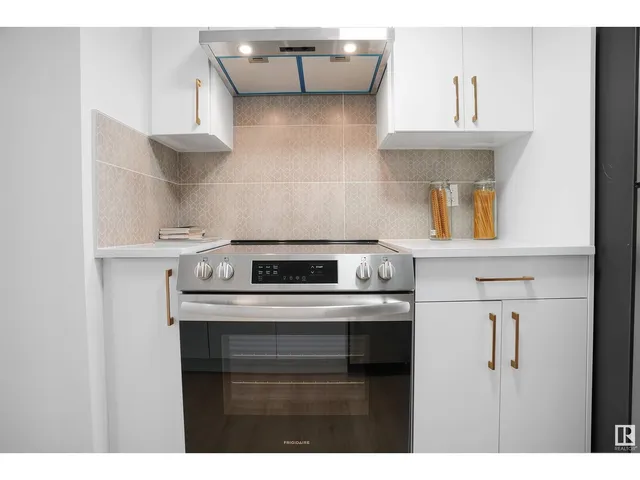 58 LAKEWOOD VG NW, Edmonton 3