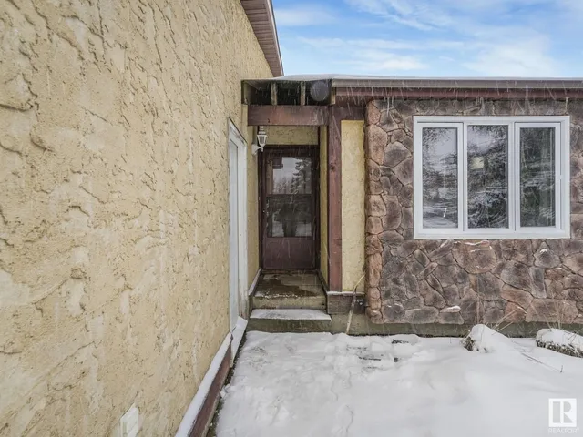 4609 41 AV, Beaumont 5