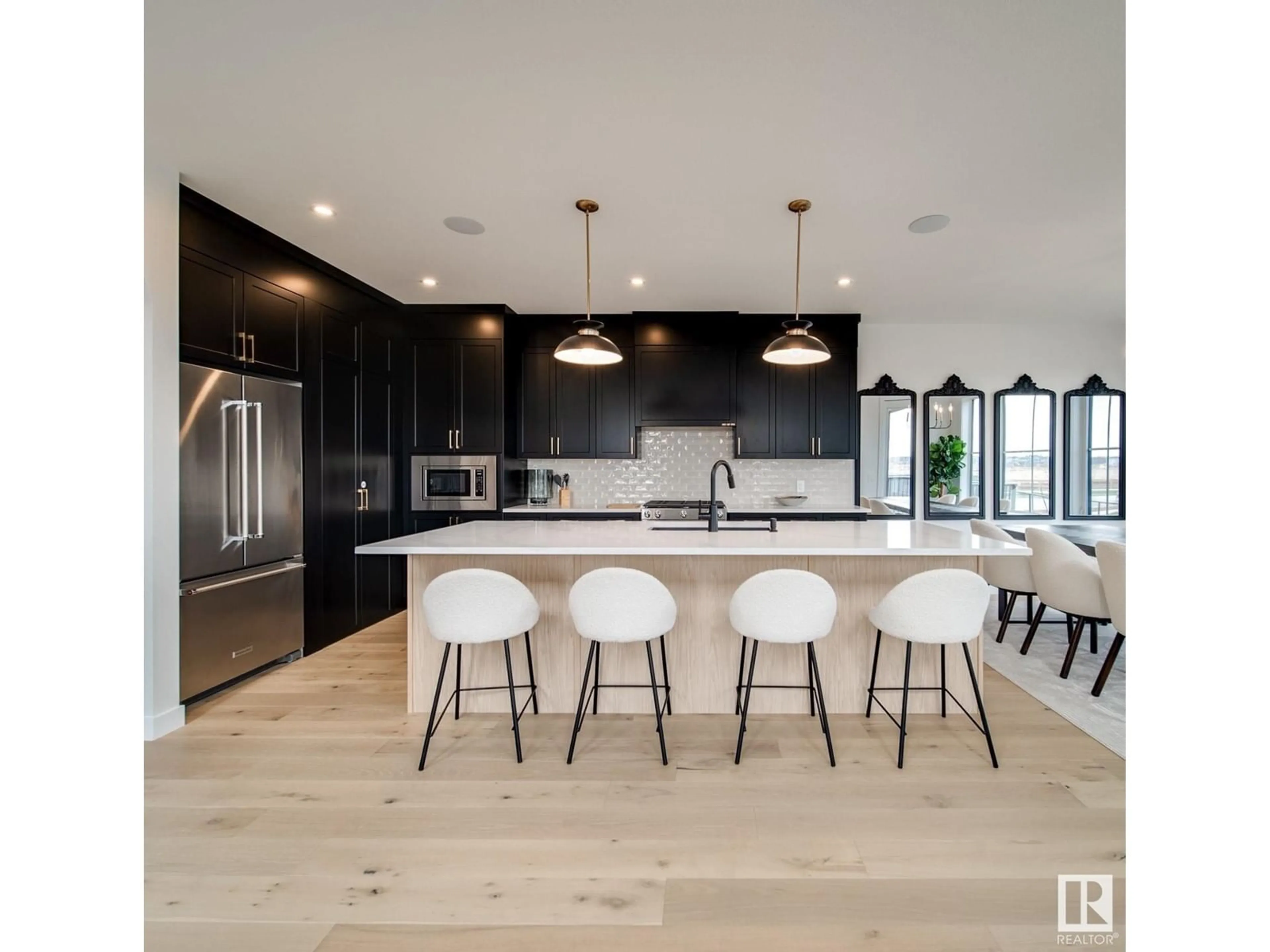 Contemporary kitchen, unknown for 30 CANNES CV, St. Albert Alberta T8T2C6