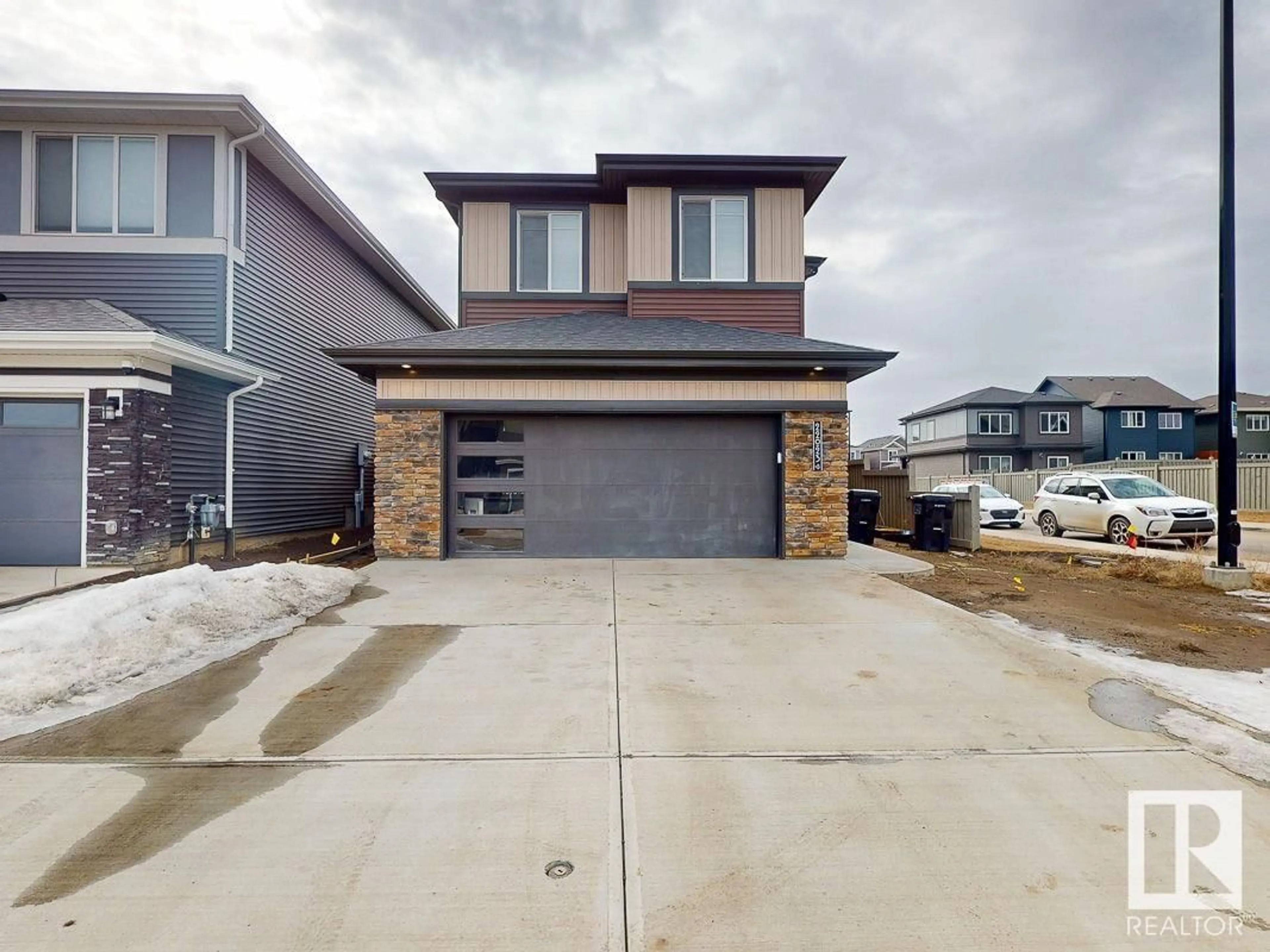 Unknown for 22023 81 AV, Edmonton Alberta T5T7T4
