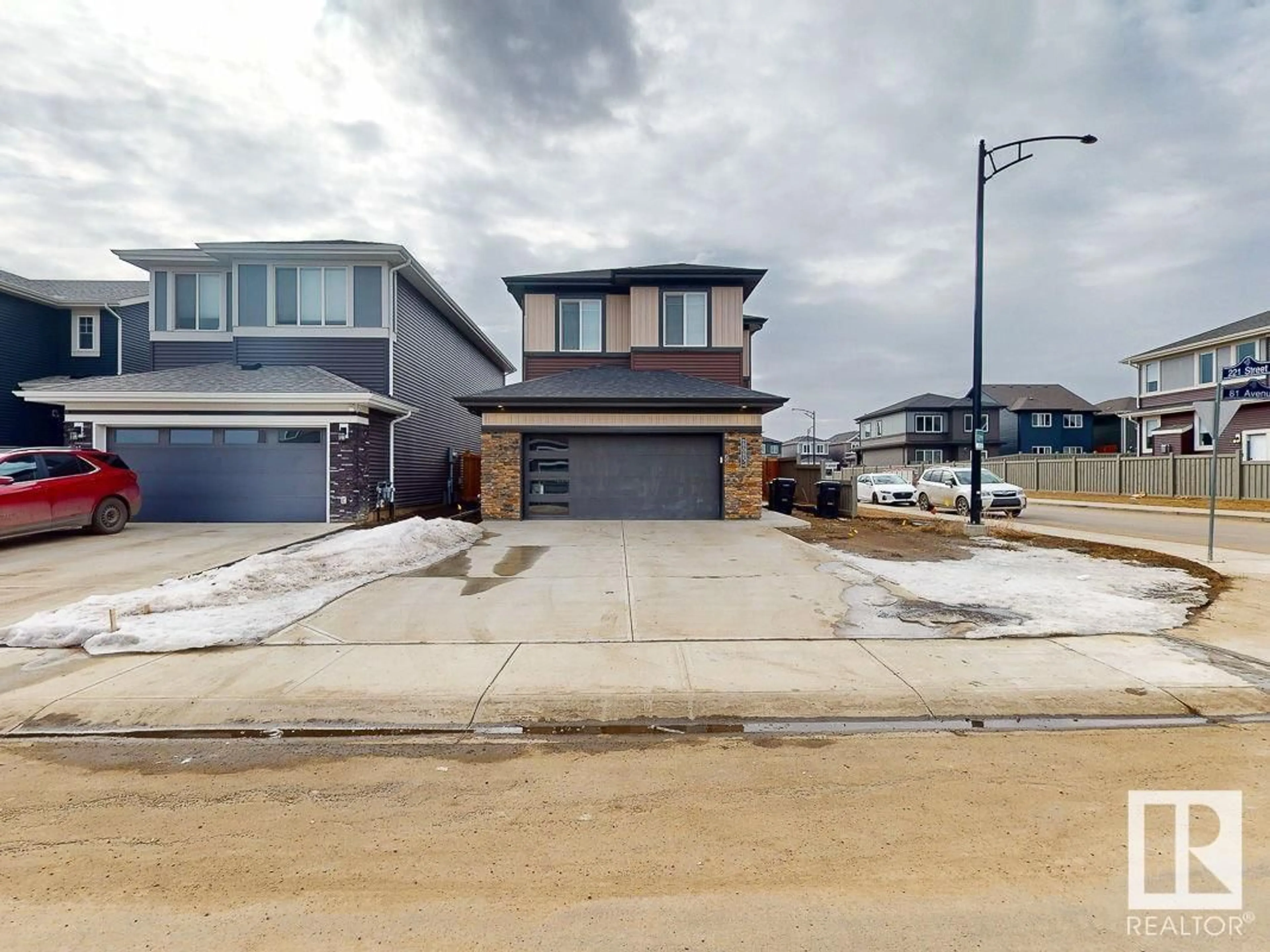 Unknown for 22023 81 AV, Edmonton Alberta T5T7T4