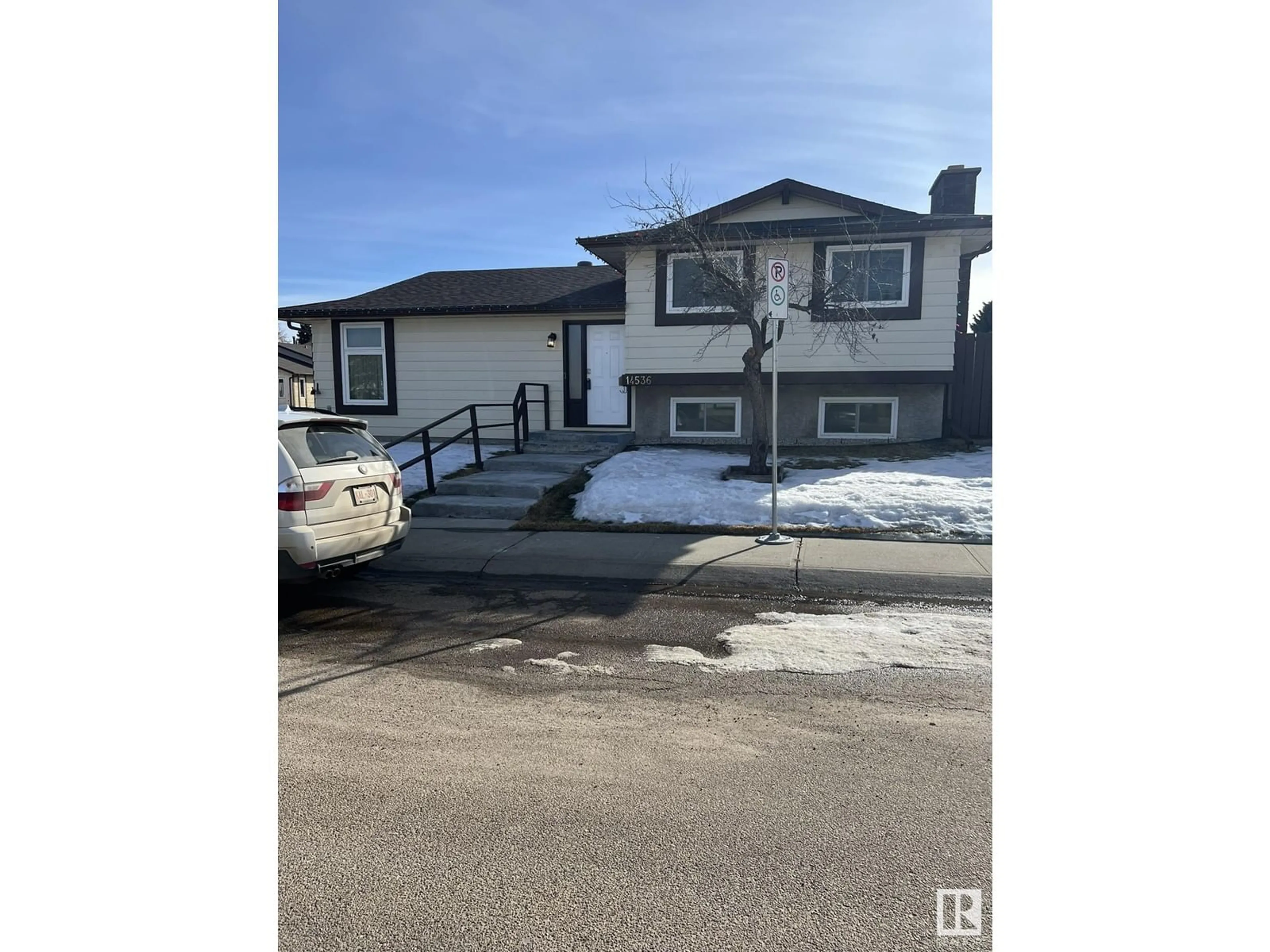 A pic from outside/outdoor area/front of a property/back of a property/a pic from drone, street for 14536 26 ST, Edmonton Alberta T5Y1W7