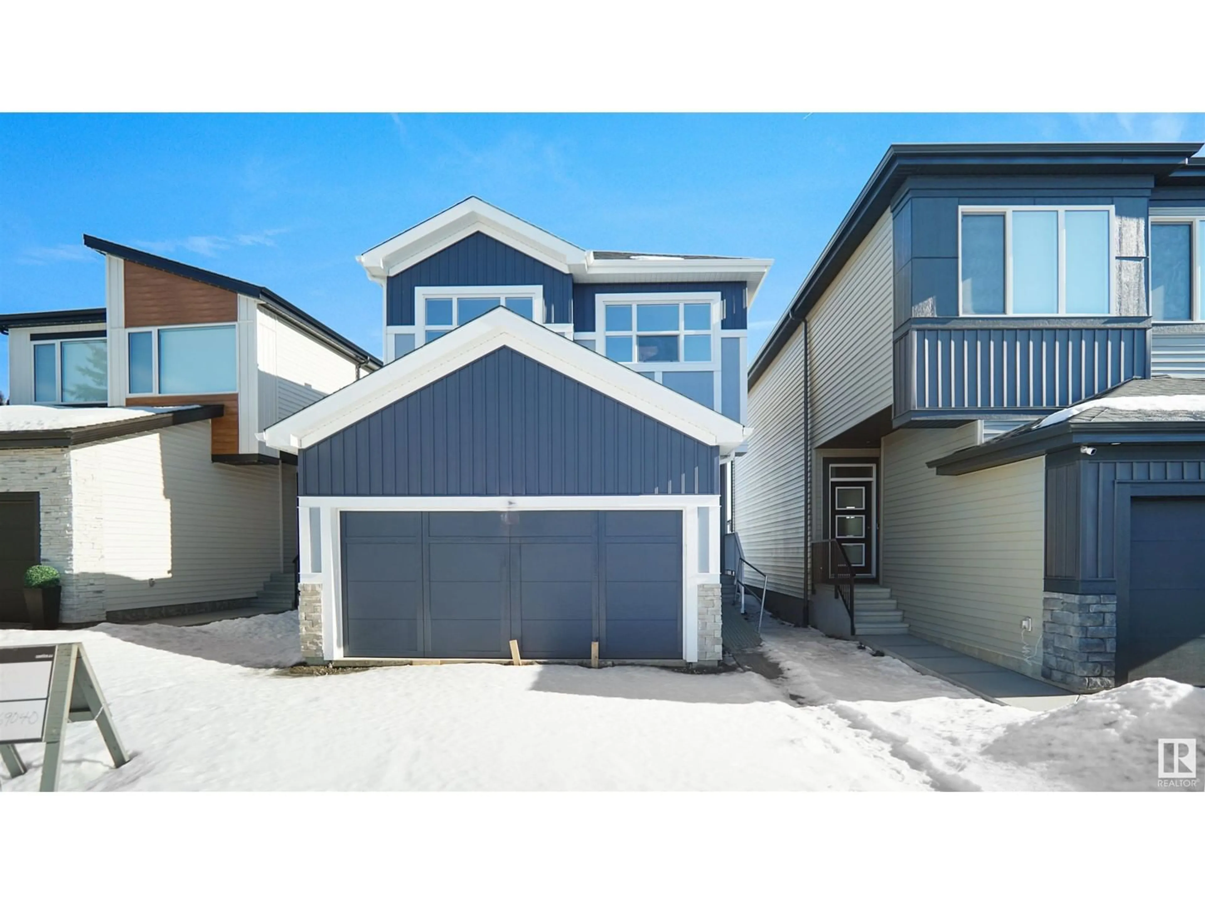 Home with vinyl exterior material, street for NW - 17370 98A ST, Edmonton Alberta T5X0M5