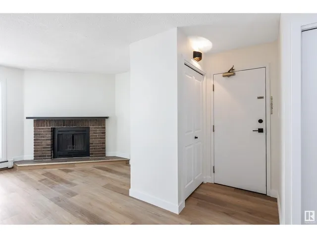 5031 TUDOR GL, St. Albert 3