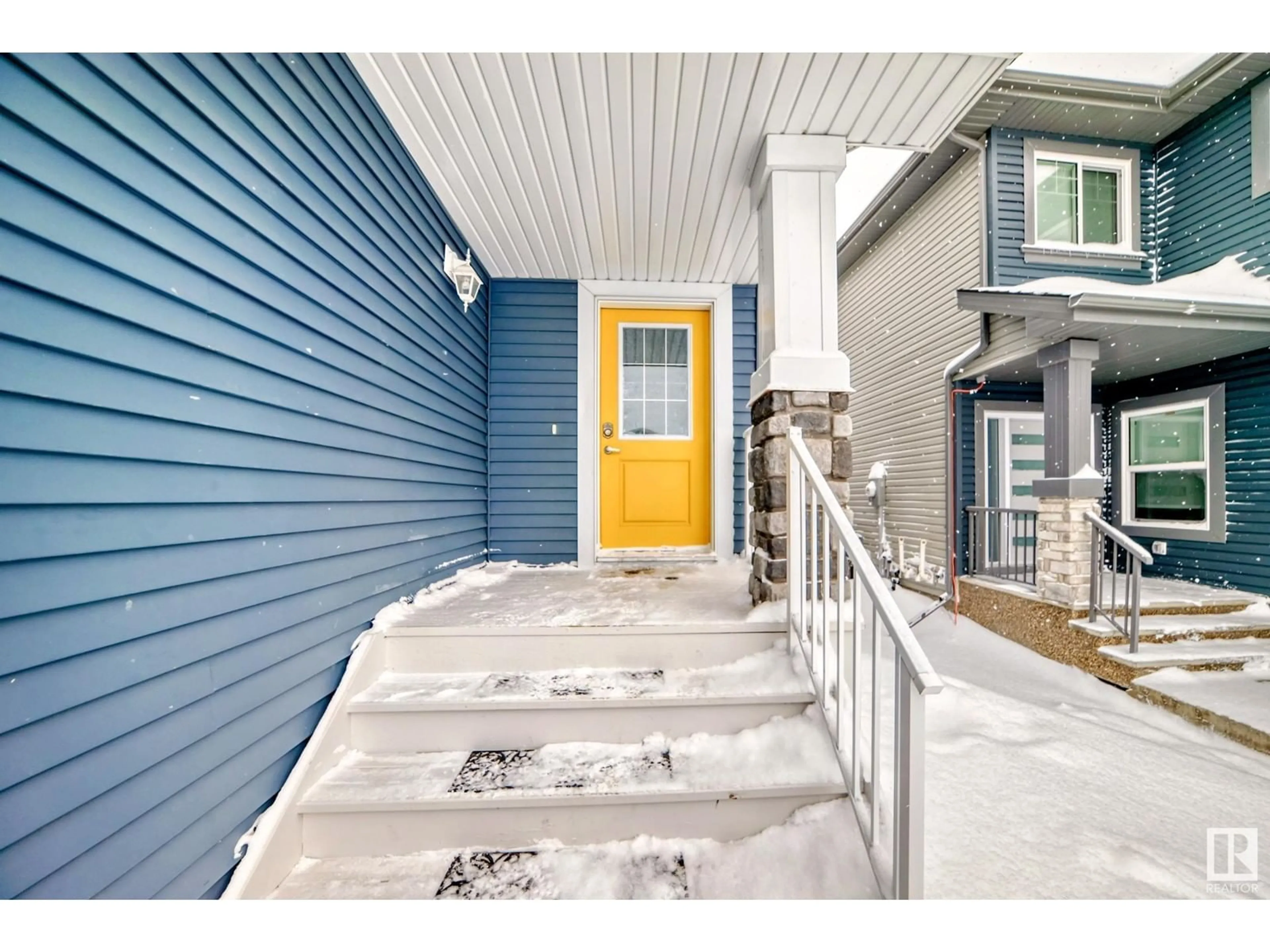 Indoor entryway for NW - 1274 PEREGRINE TC, Edmonton Alberta T5S0M4