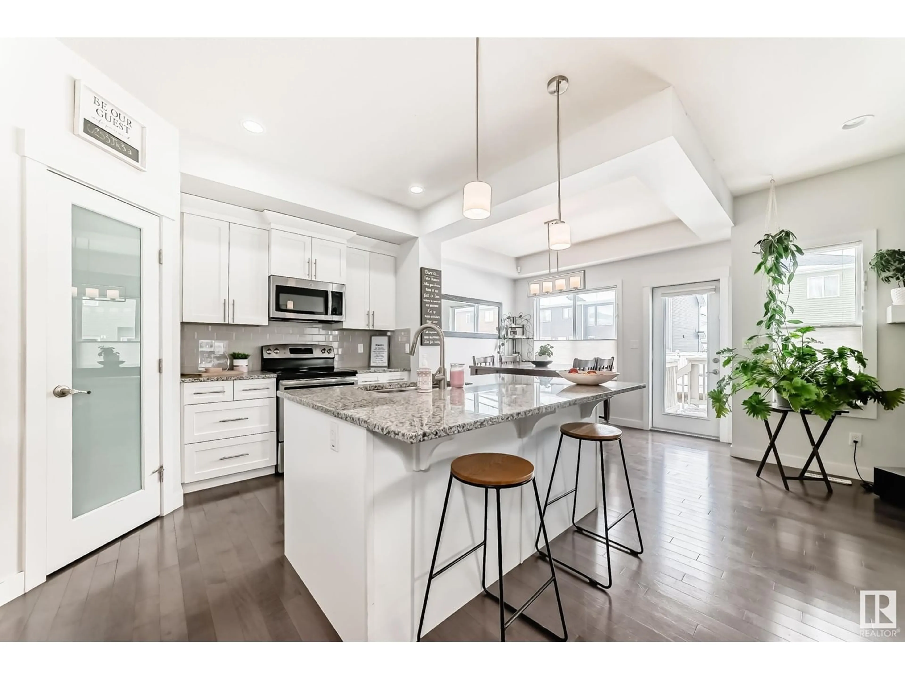 Open concept kitchen, unknown for 180 STURTZ BN, Leduc Alberta T9E1E1